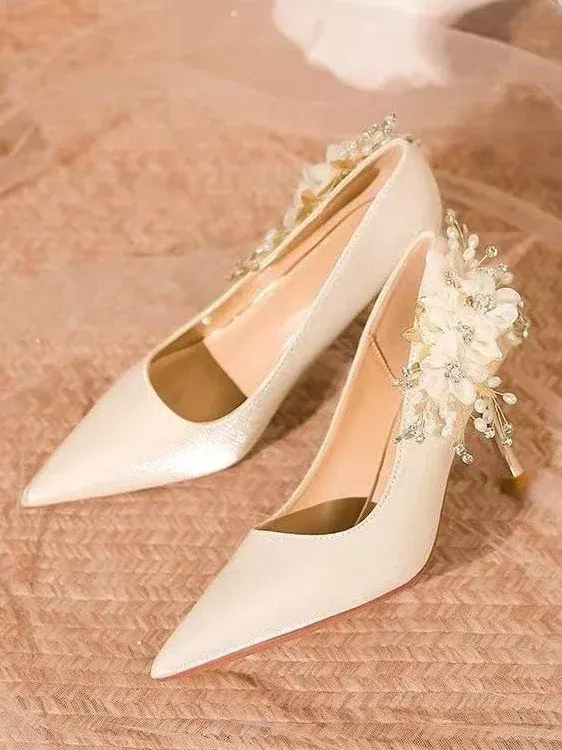 Elegant Bridal Glamour Satin Diamond Pearl Floral Pointed-toe Wedding Shoes