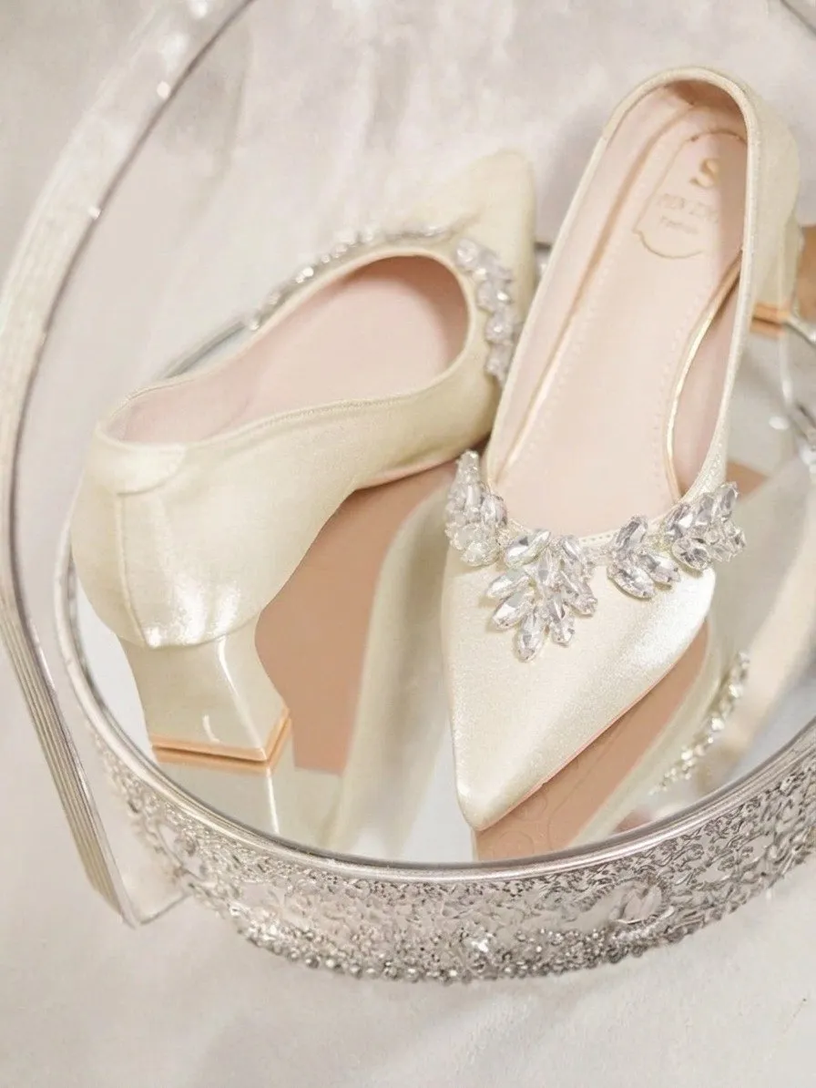 Flowing Light Elegant Rhinestone Satin Bridal And Bridesmaid Shoes 6.5cm High Heels - White