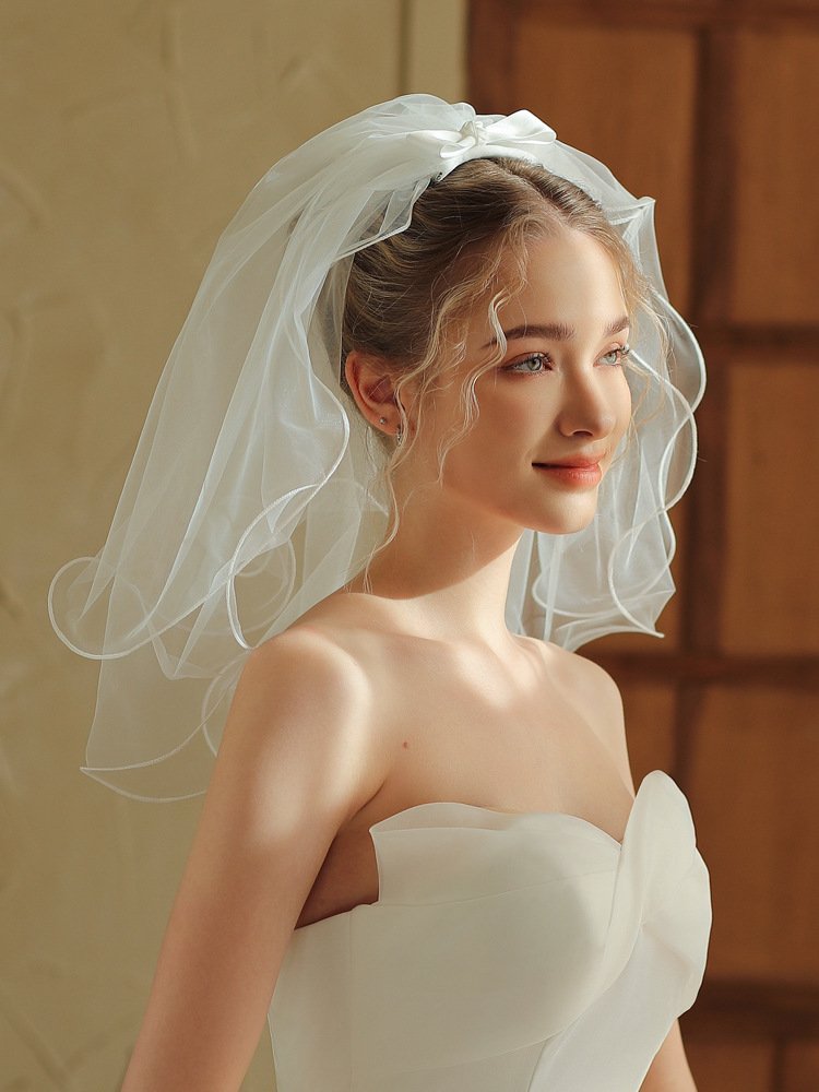 Short Bow-embroidered Double-layered Rolled-edge Bridal Veil