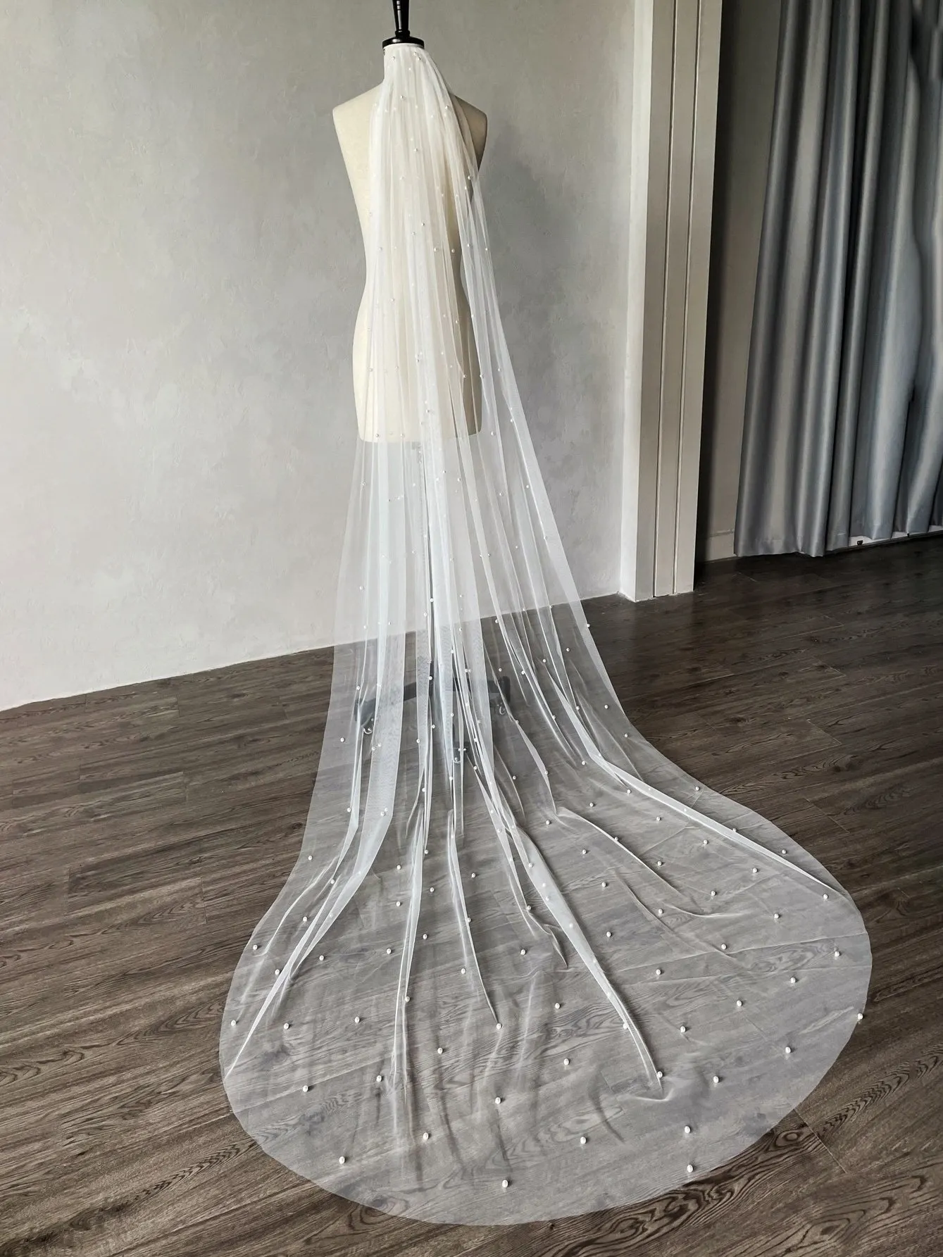 Hand-Sewn Hair Comb Pearls Long Train Soft Tulle Bridal Veil