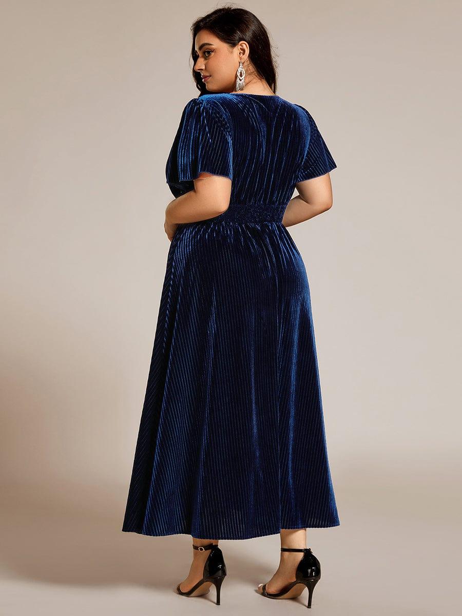 Plus Size A-line V-Neck Short Sleeve Pleated Velvet Fall Wedding Guest Dress #color_Navy Blue