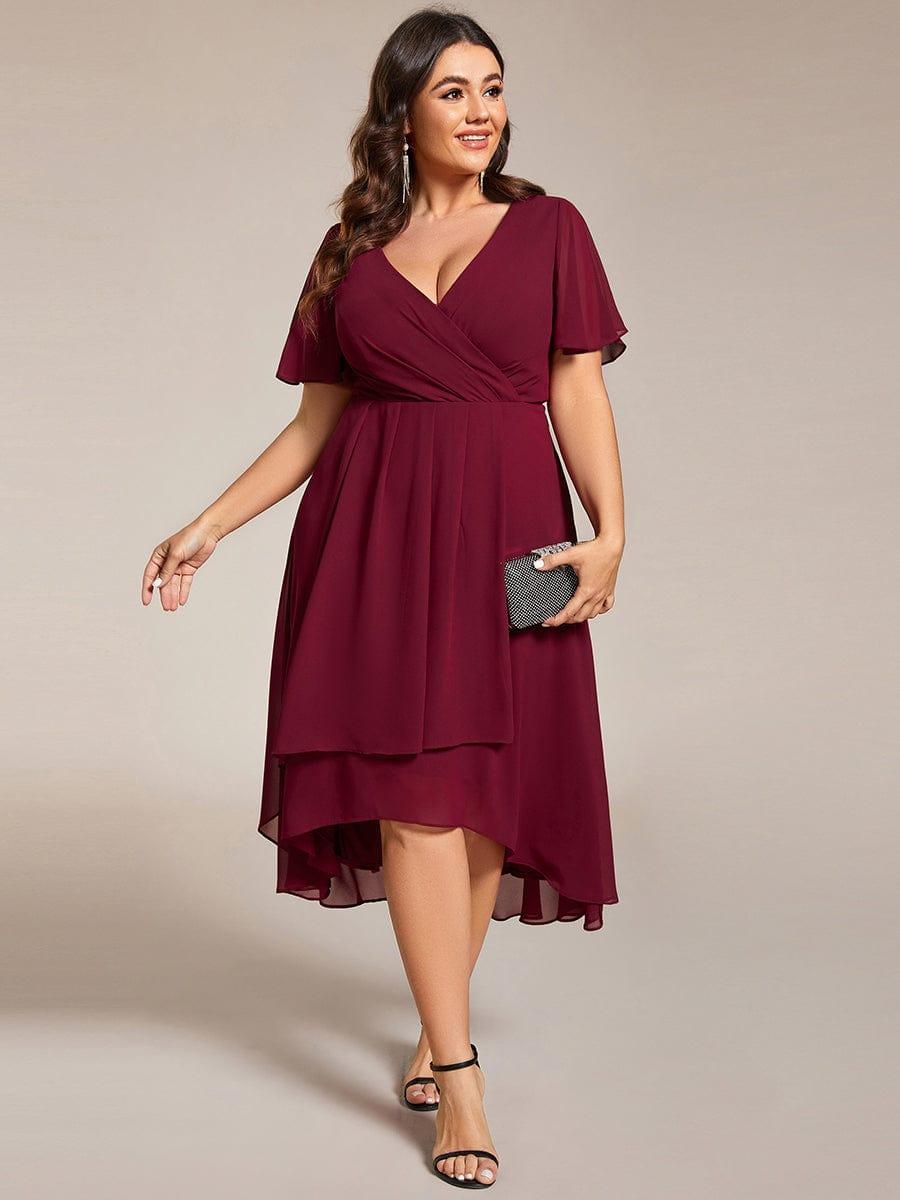 Plus Size Chiffon Short Sleeves Pleated V-Neck A-Line Midi Wedding Guest Dress #color_Burgundy
