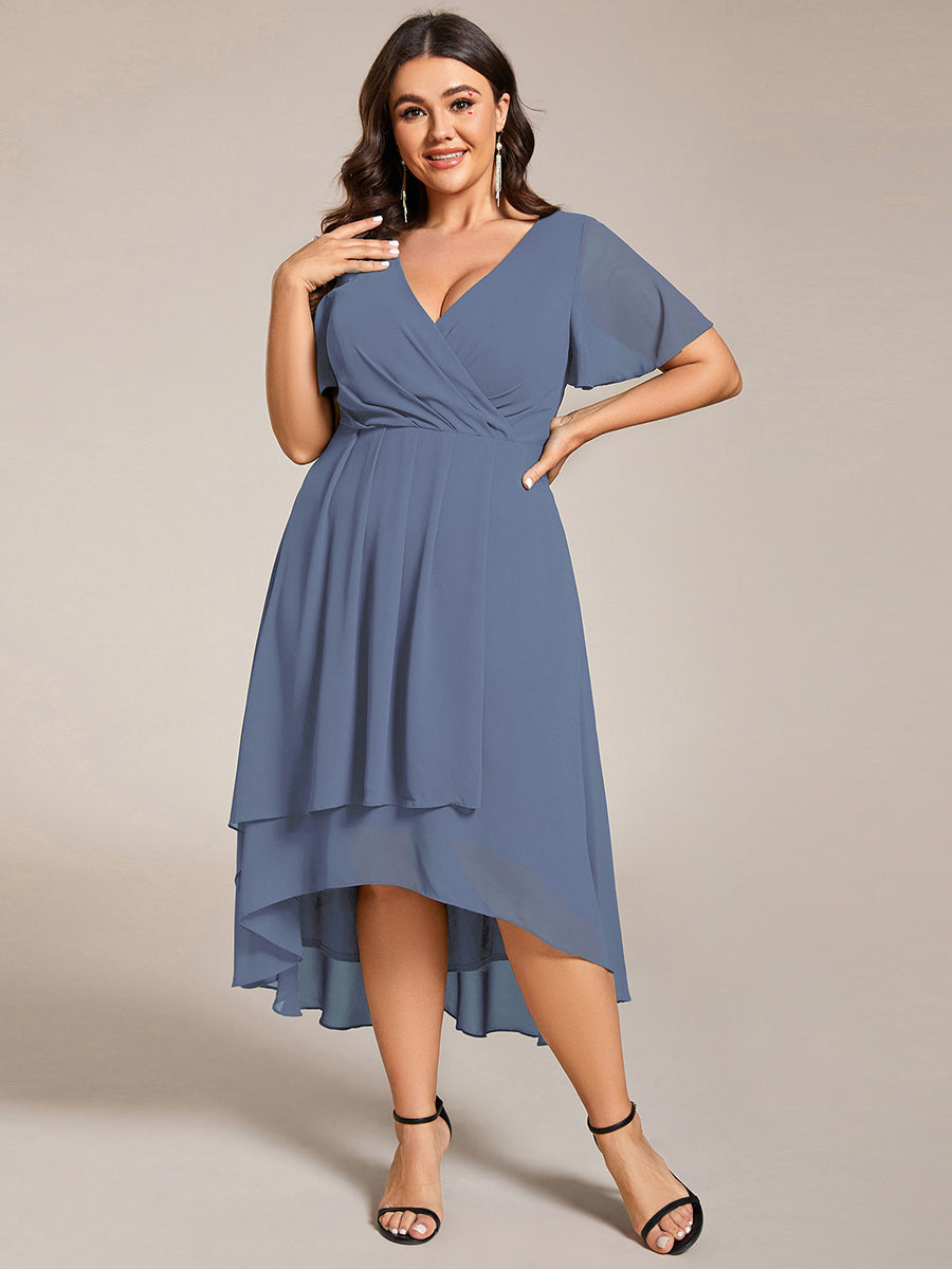 Plus Size Chiffon Short Sleeves Pleated V-Neck A-Line Midi Wedding Guest Dress #color_Dusty Blue