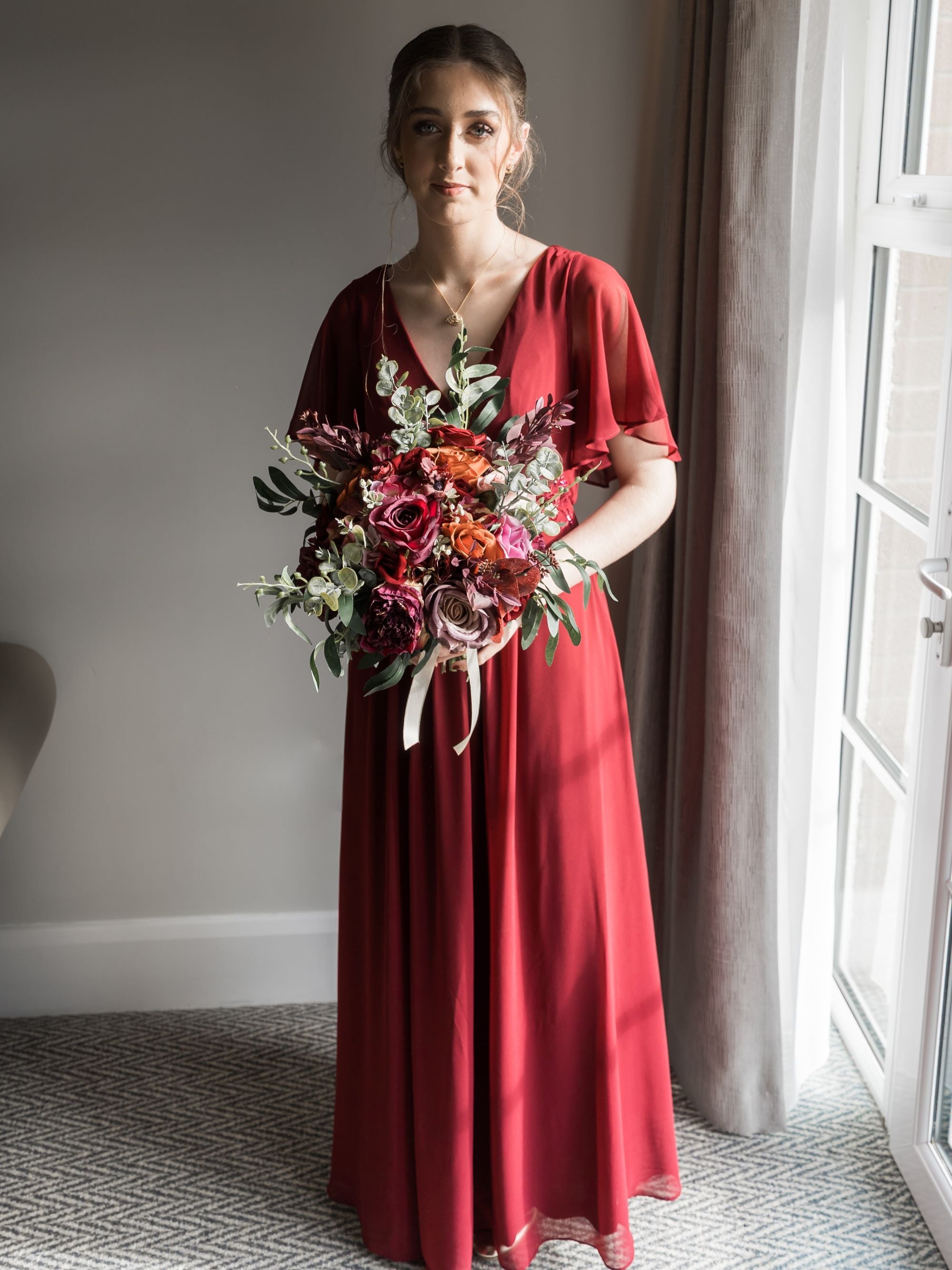 Short Sleeves V-Neck Tea Length Wedding Guest Dress with Floral Applique #color_Burgundy
