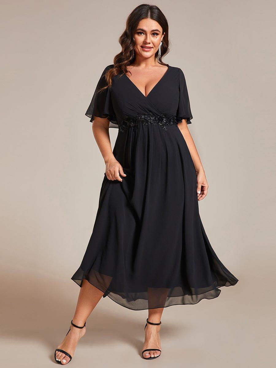 Plus Size Elegant Short Sleeves V-Neck Floral Applique Wedding Guest Dress  #color_Black