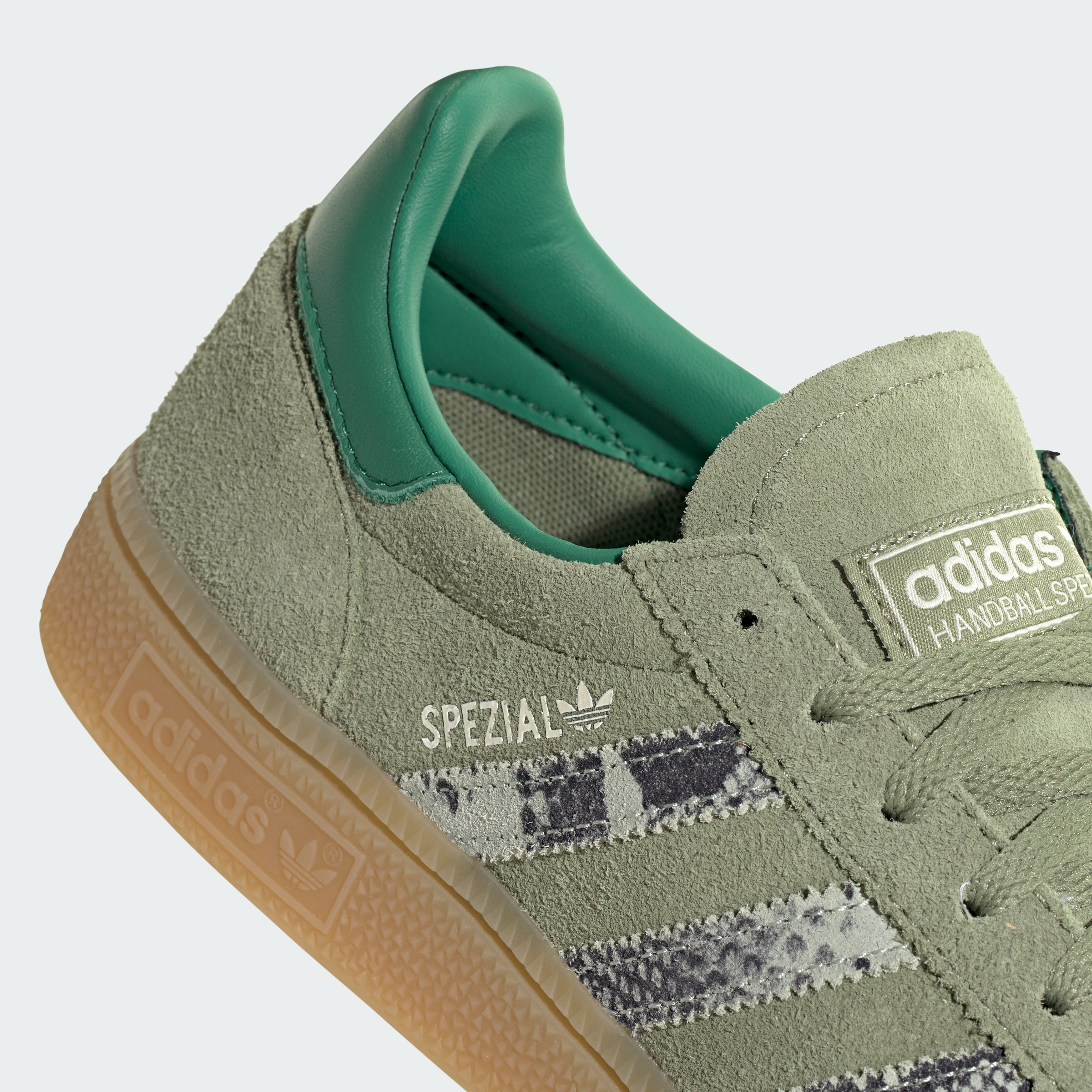 HANDBALL SPEZIAL SHOES — Tent Green / Linen Green / Blanch Green — Detail View 1