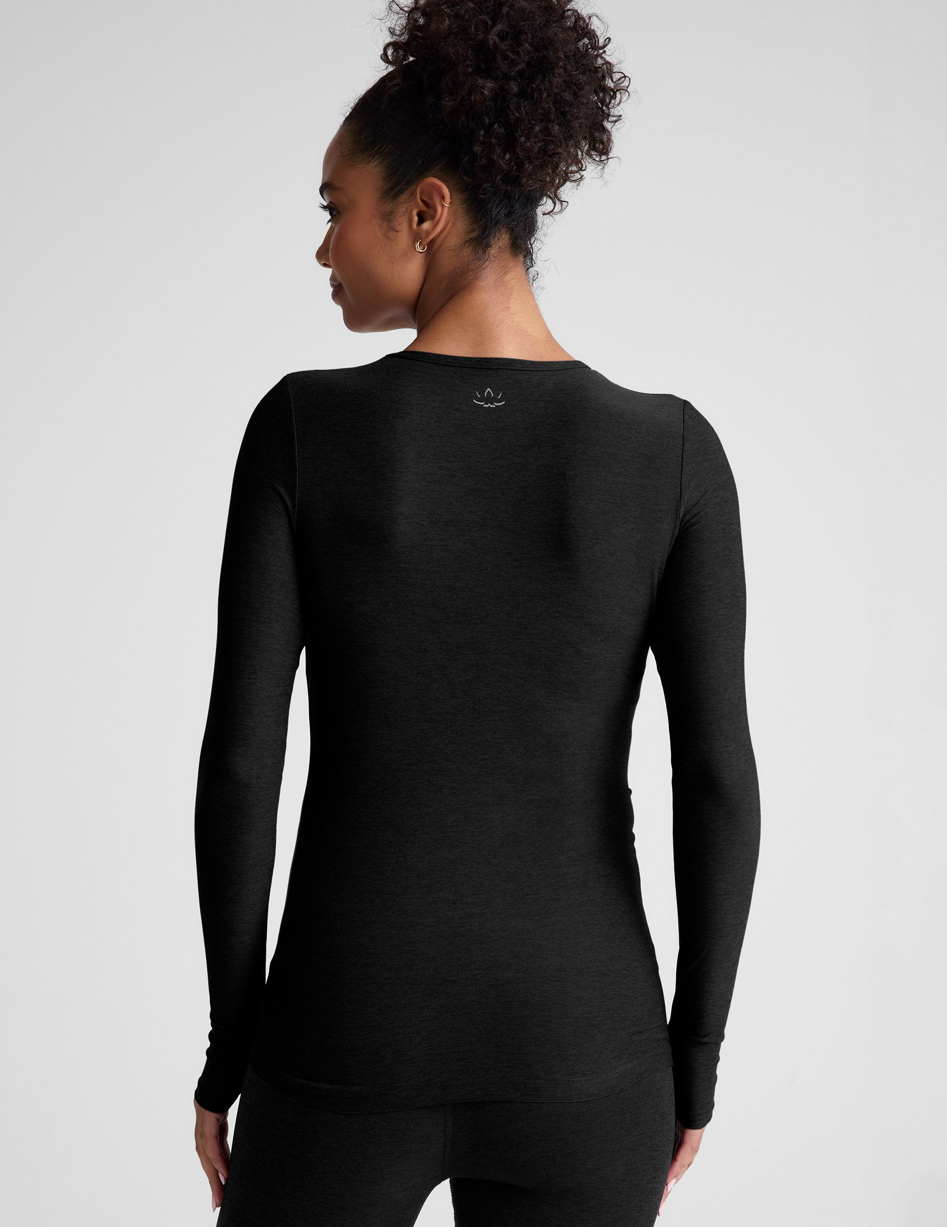 Featherweight Classic Crew Pullover - Darkest Night