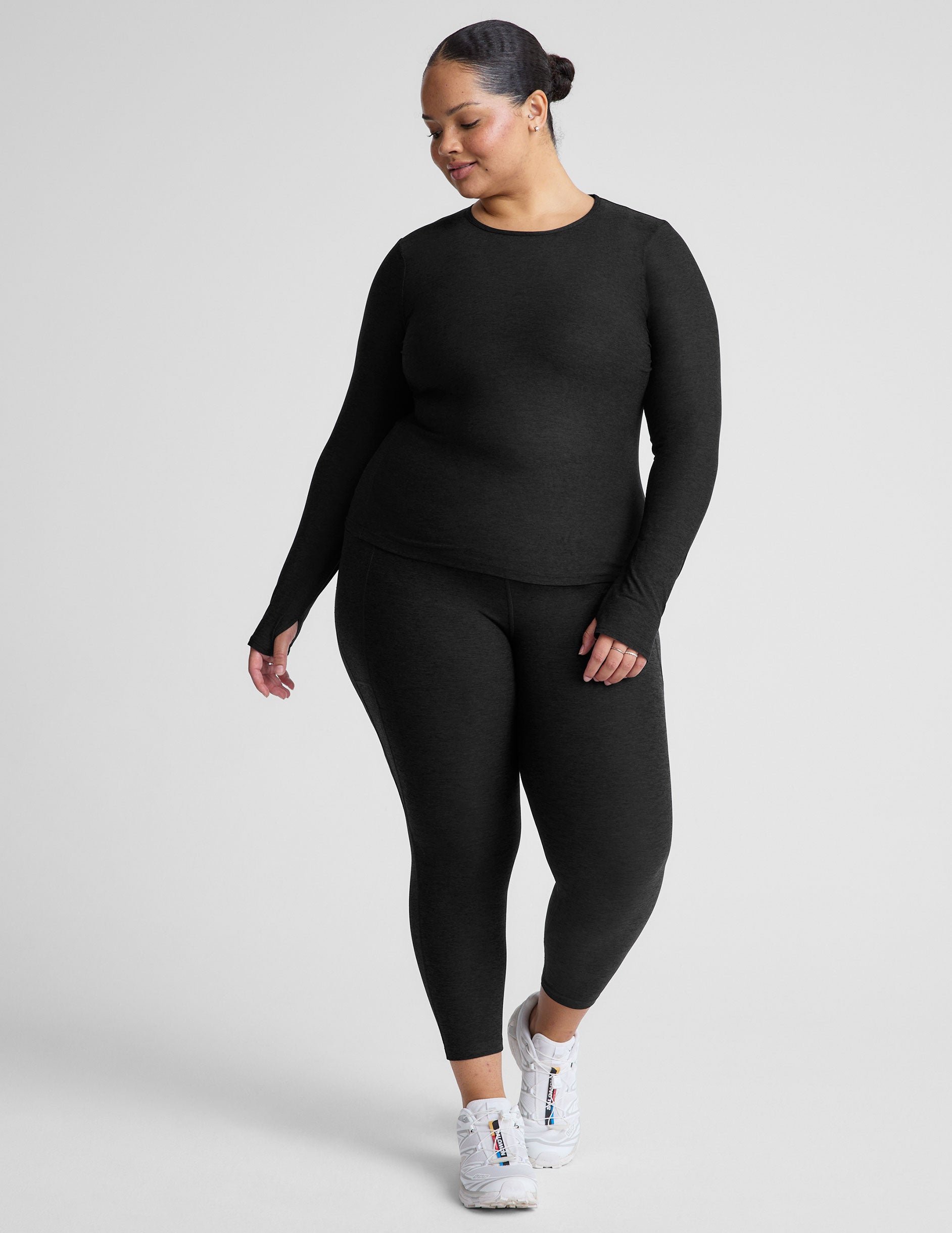 Featherweight Classic Crew Pullover - Darkest Night