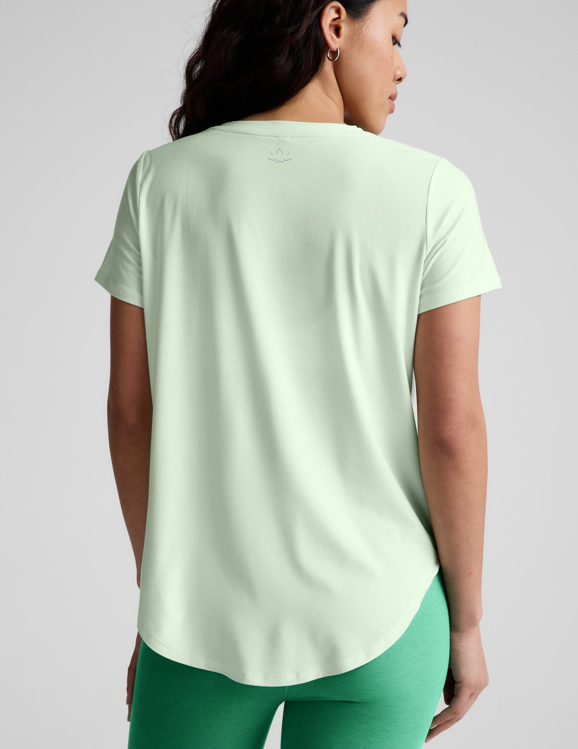 Featherweight On The Down Low Tee - Airy Green Heather