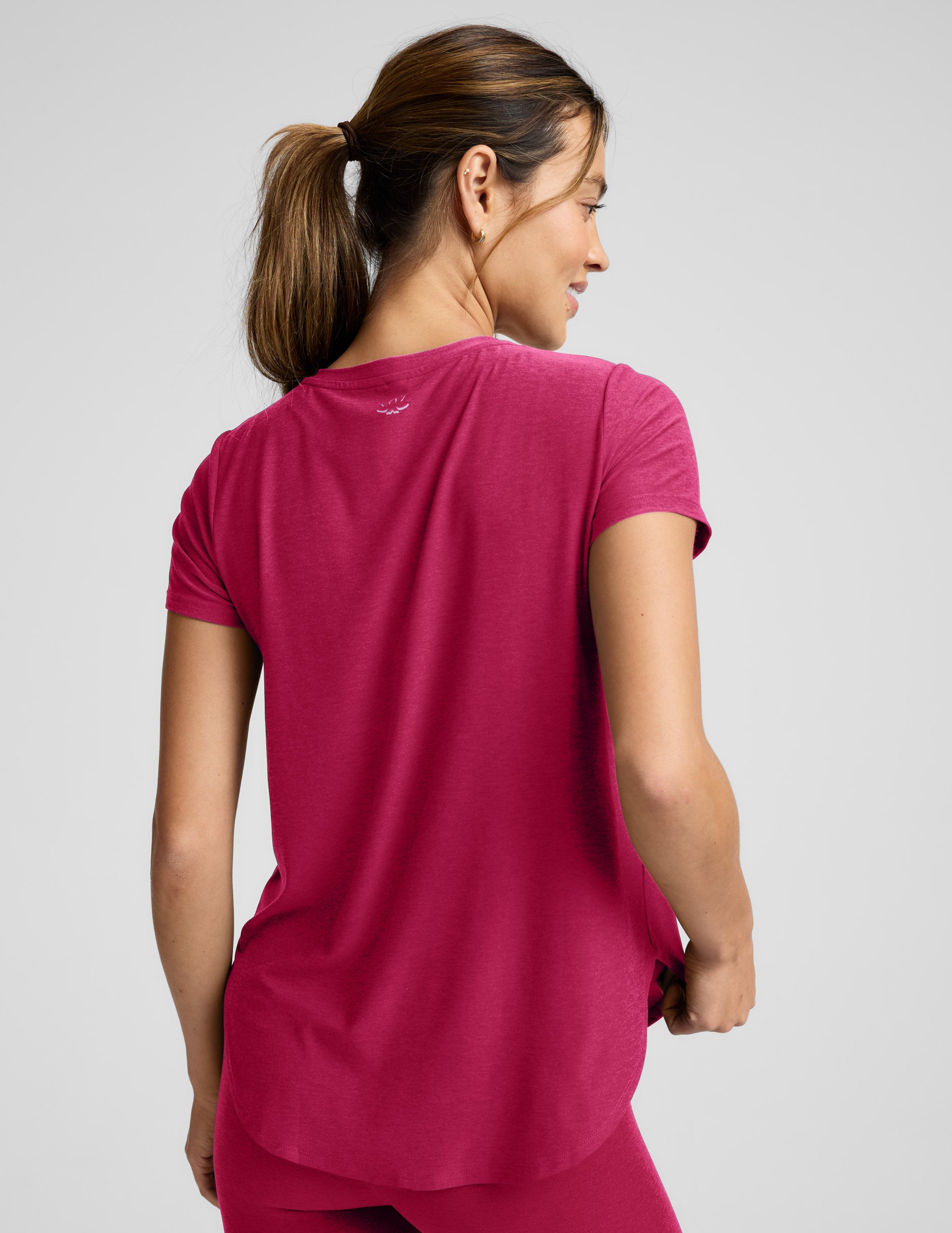 Featherweight On The Down Low Tee - Berry Red Heather