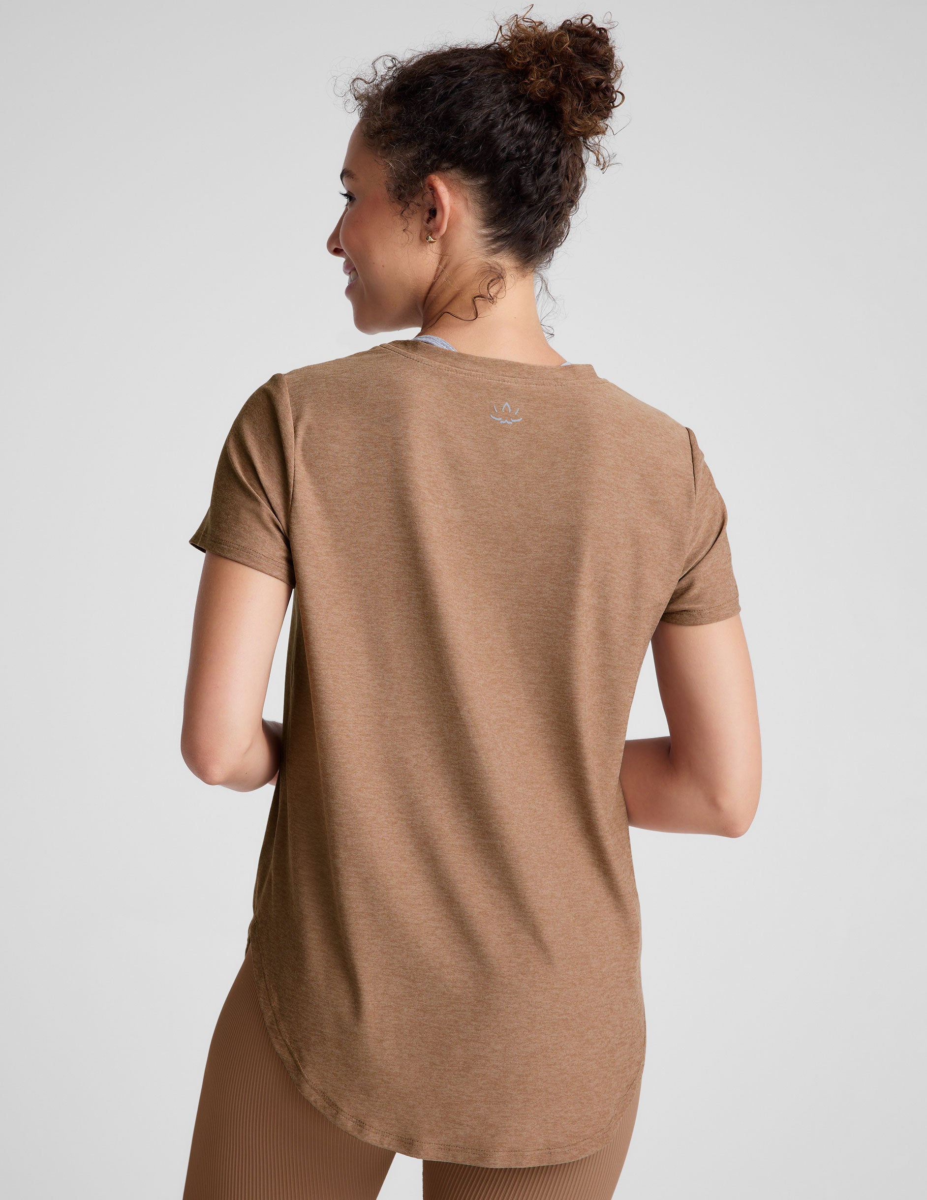 Featherweight On The Down Low Tee - Desert Sand Heather