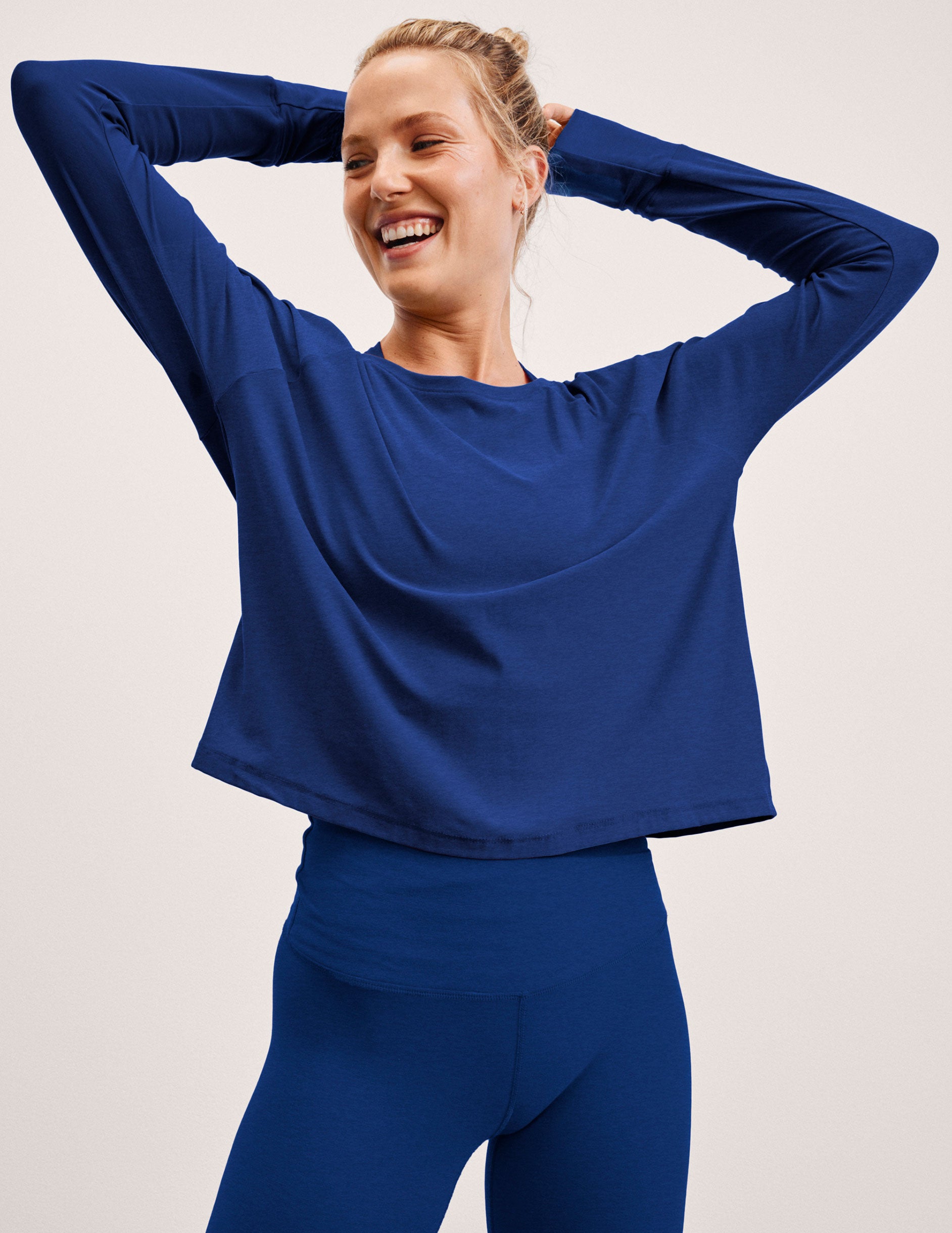 Featherweight Daydreamer Pullover - Marine Blue Heather