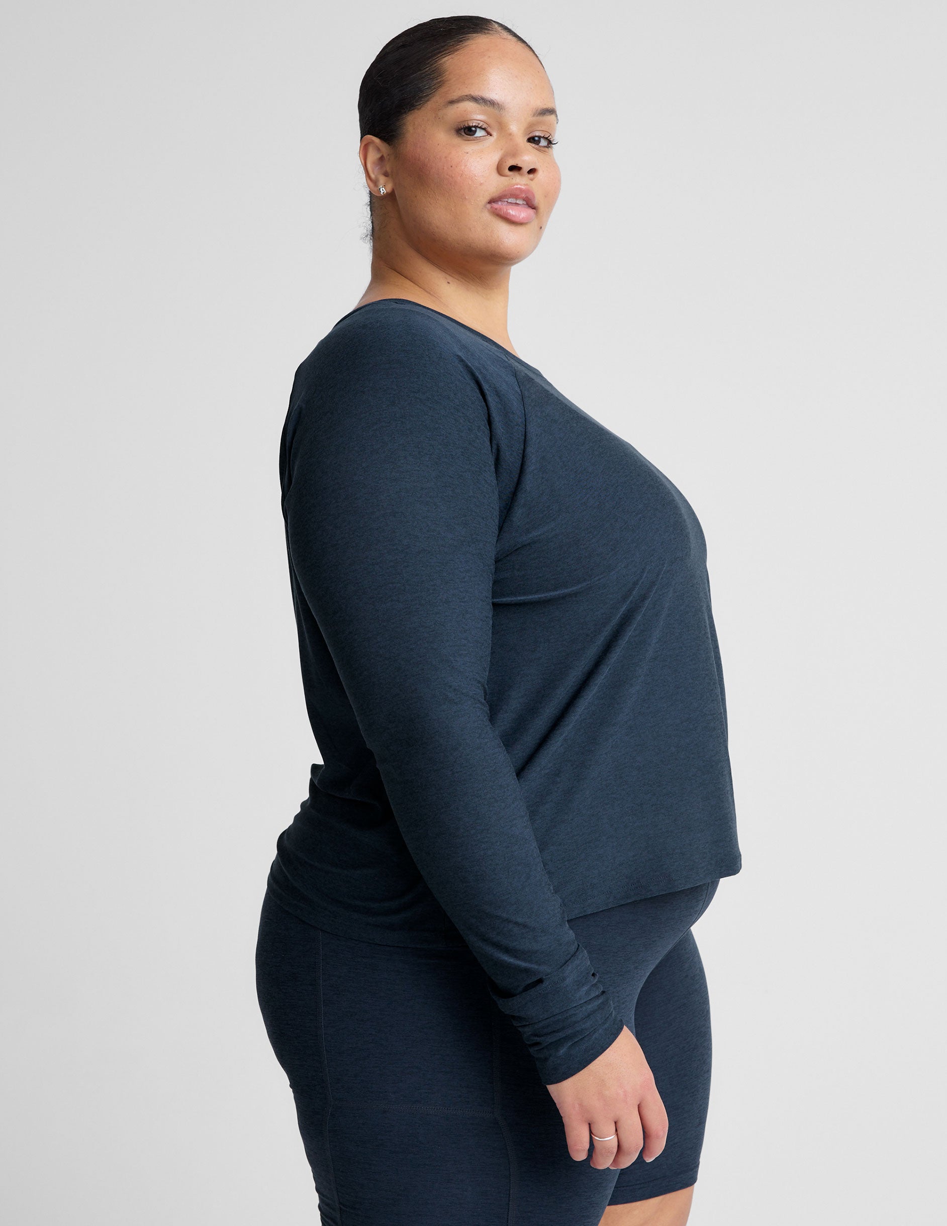 Featherweight Daydreamer Pullover - Nocturnal Navy