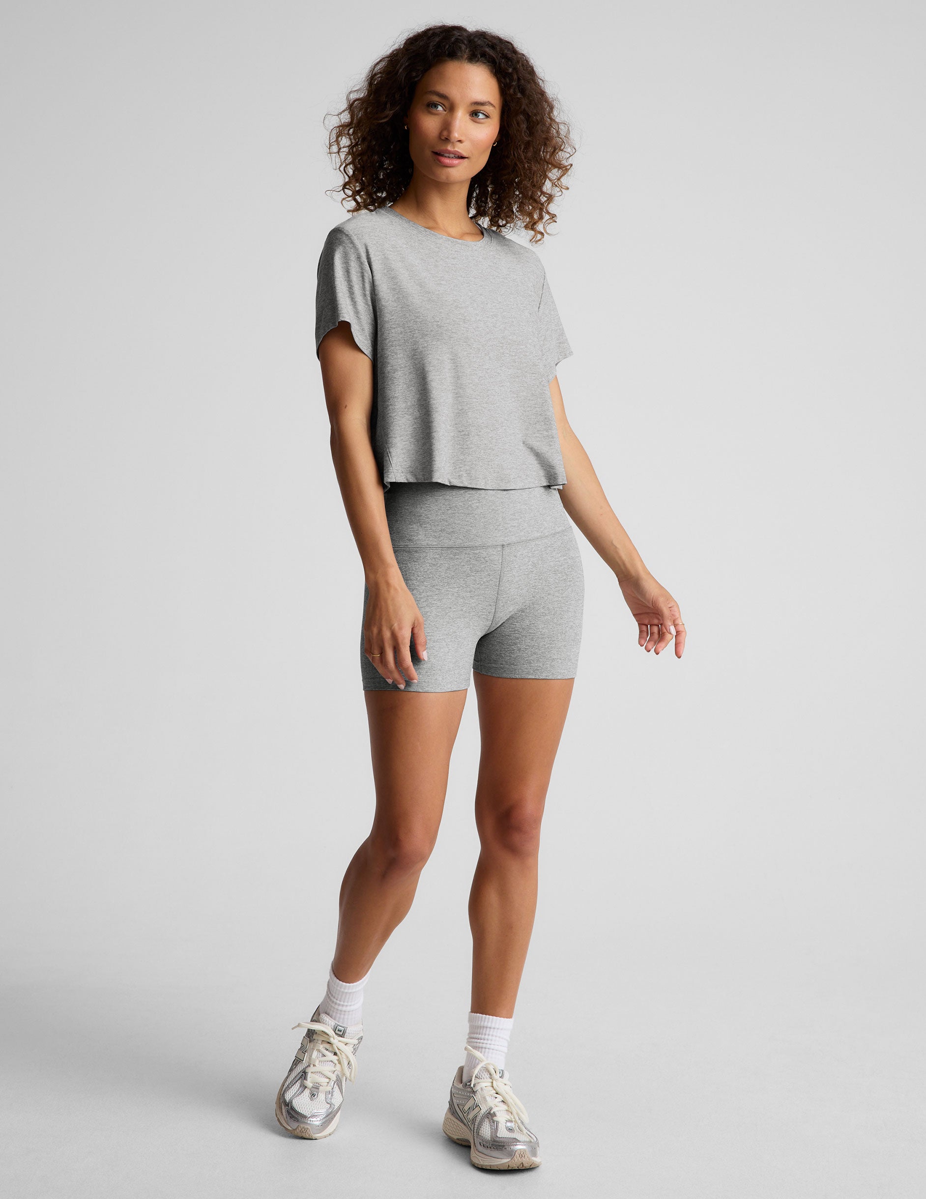 Featherweight Supreme Cropped Tee - Silver Mist