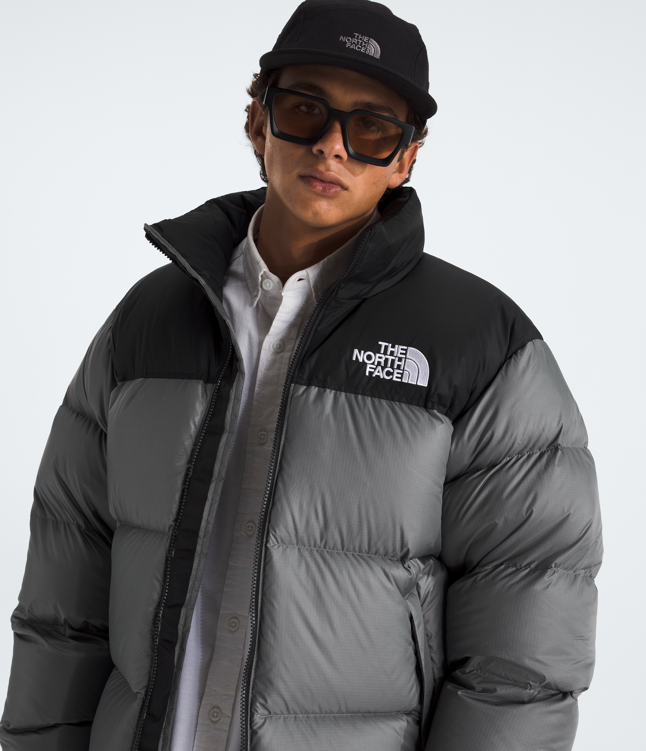 Mens 1996 Retro Nuptse Jacket TNF Smoked PearlTNF Black HERO3