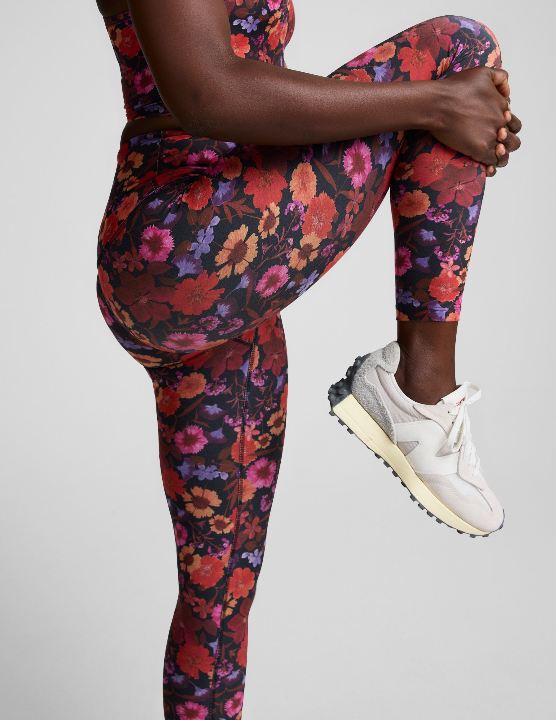 Summer Bouquet SoftMark High Waisted Midi Legging - Summer Bouquet