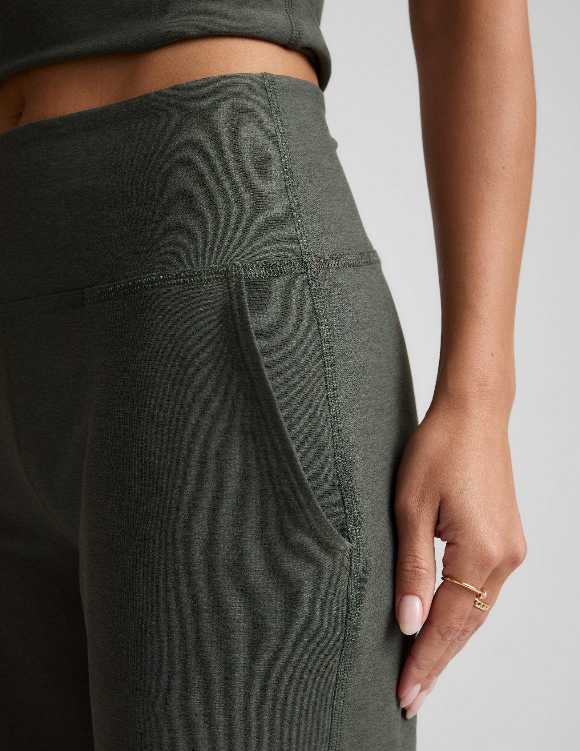 Spacedye™ Laid Back Wide Leg Pant 31" - Dusty Forest Heather