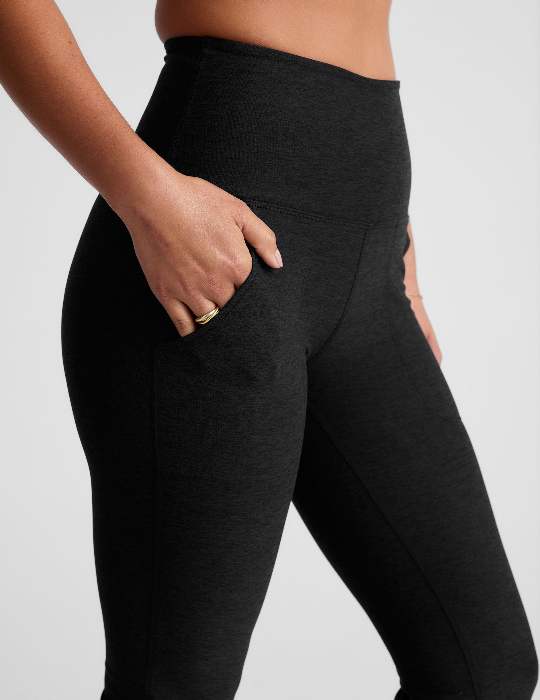 Spacedye™ High Waisted Practice Pocket Bootcut Pant 31" - Darkest Night