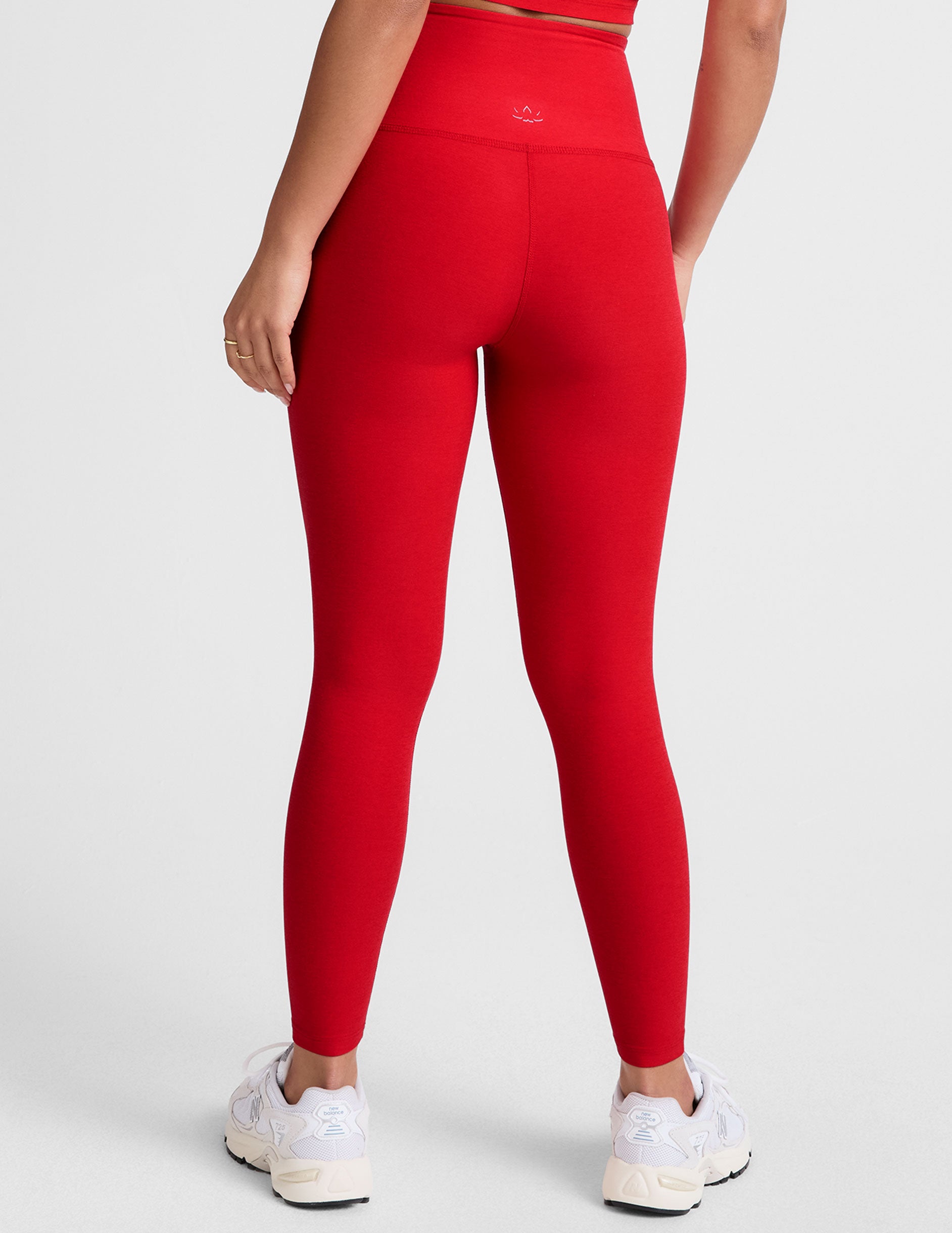 Spacedye™ At Your Leisure High Waisted Midi Legging - Candy Apple Red Heather