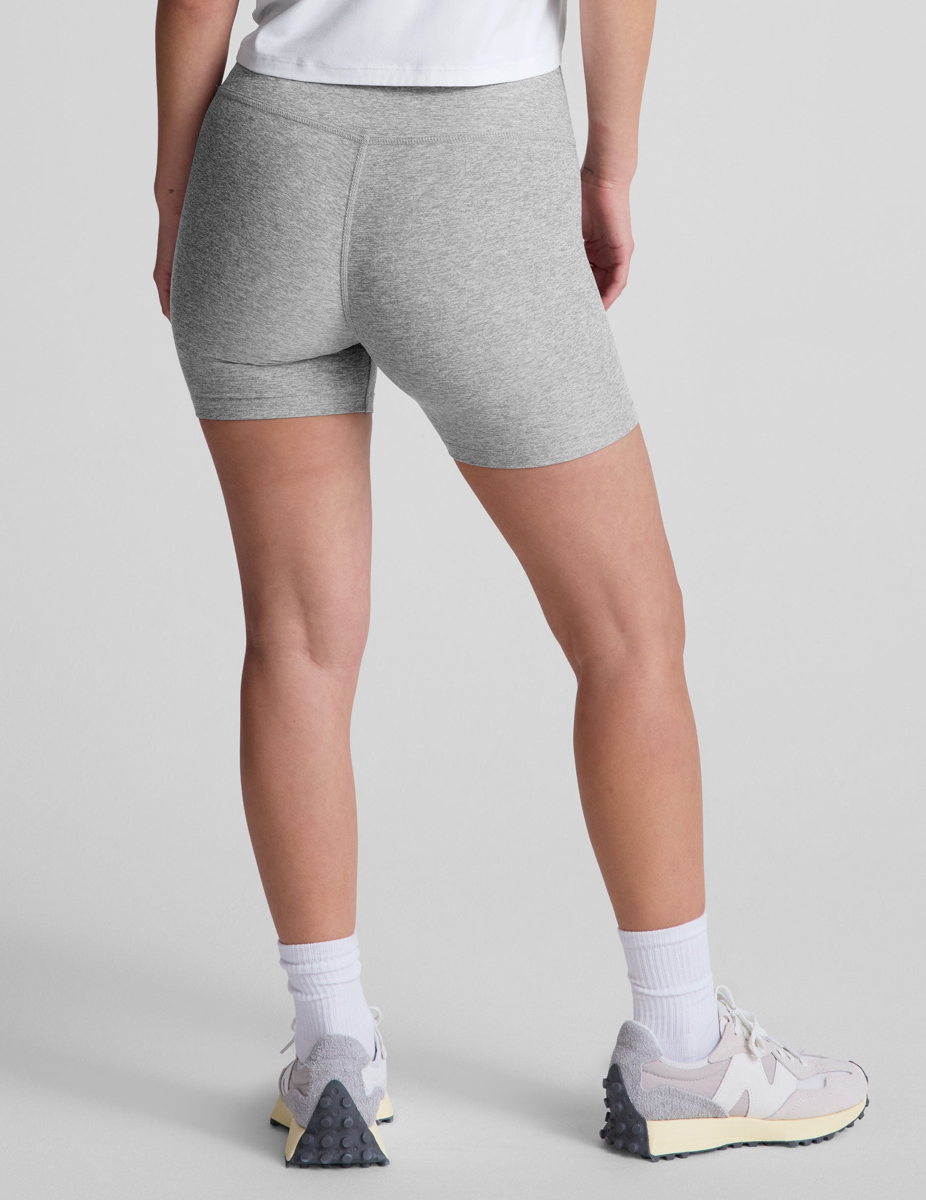 Spacedye™ Keep Pace 5" Short - Silver Mist