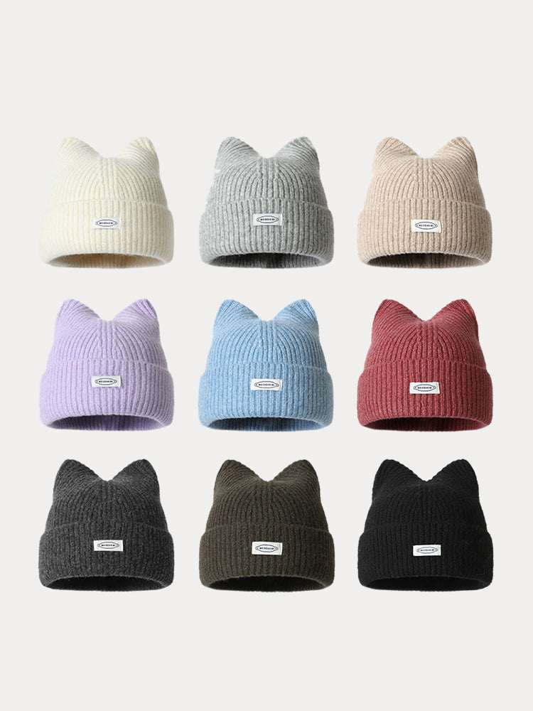 Fashion Plush Meowing Label Beanie - Black