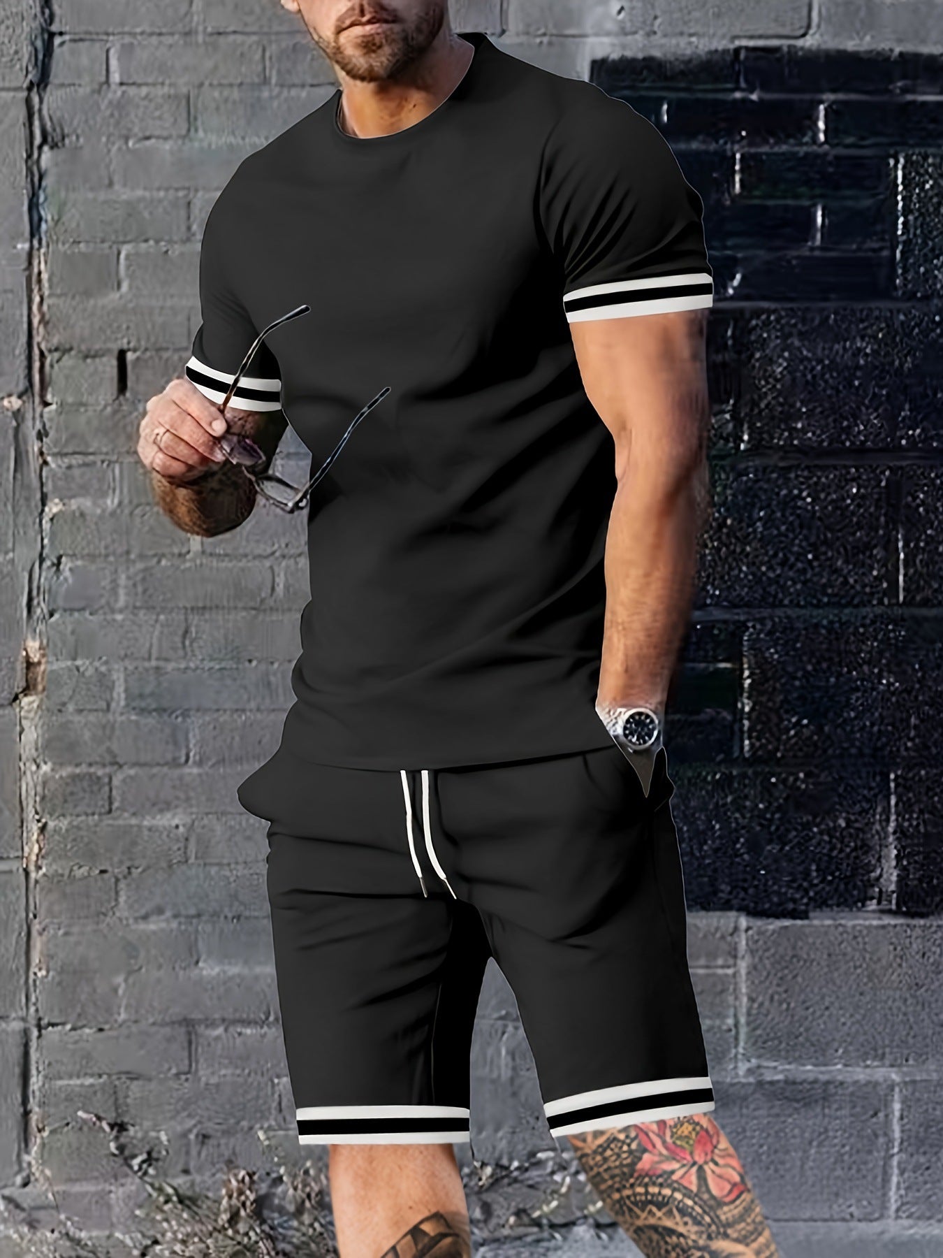 Men's Contrast Stripe 2-Piece Short Sleeve Tee & Shorts Set - Black