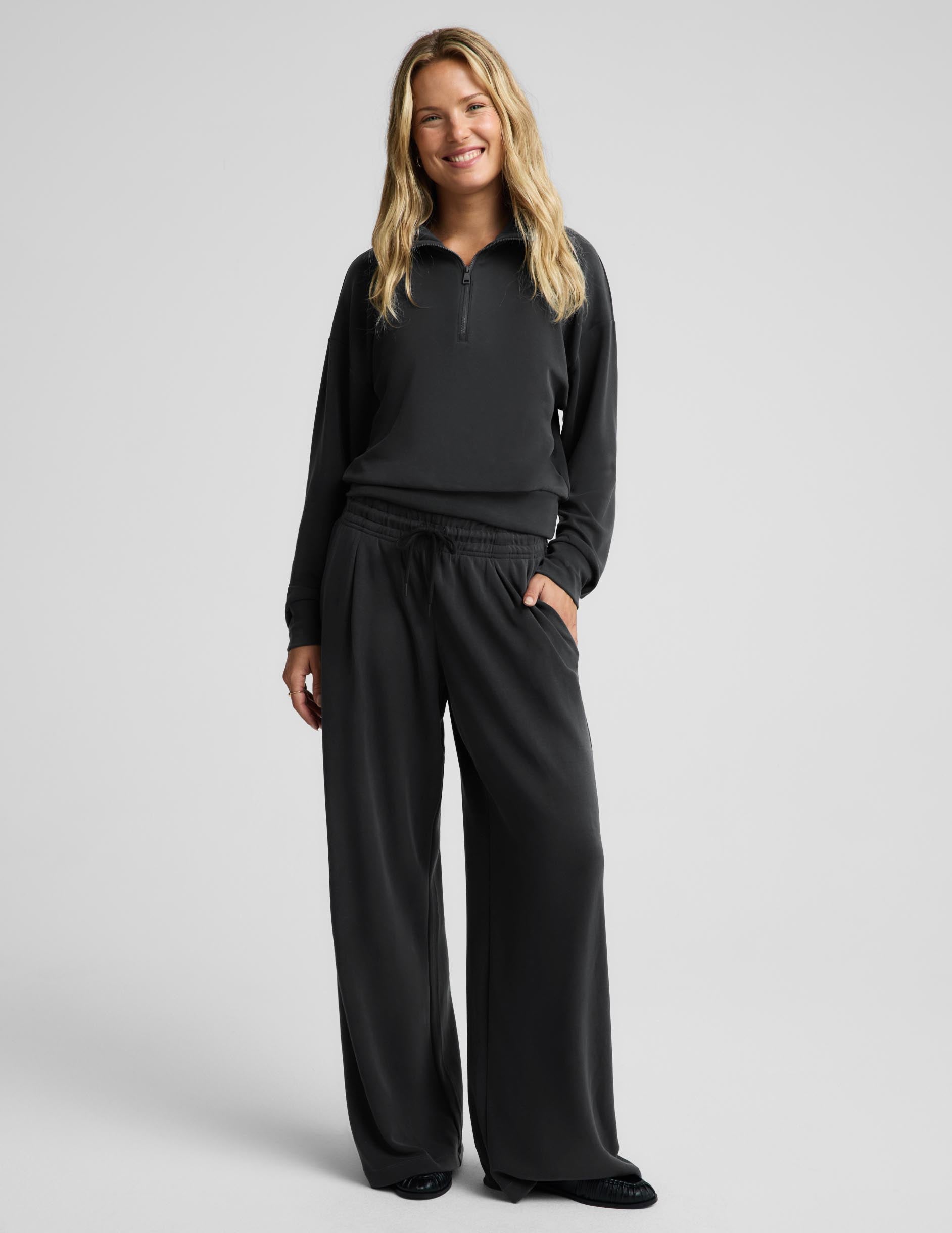 Luxe Sandwash Double Knit Wide Leg Pant - Dark Charcoal