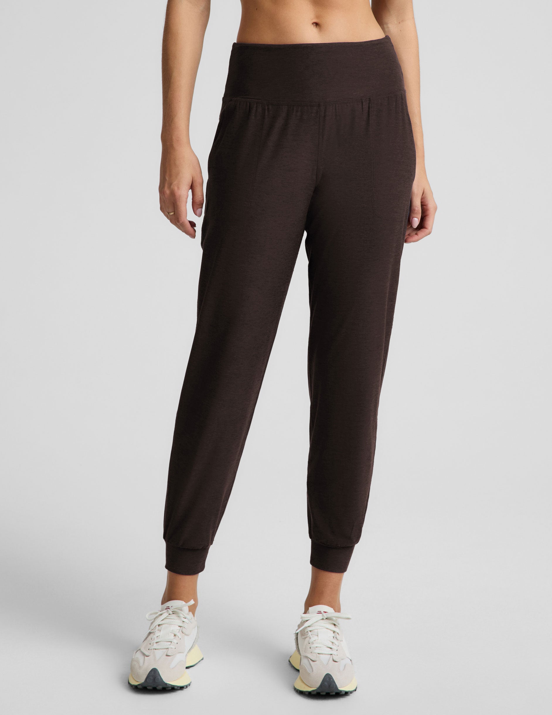 Midweight Spacedye™ Midi Jogger - Dark Chocolate Heather