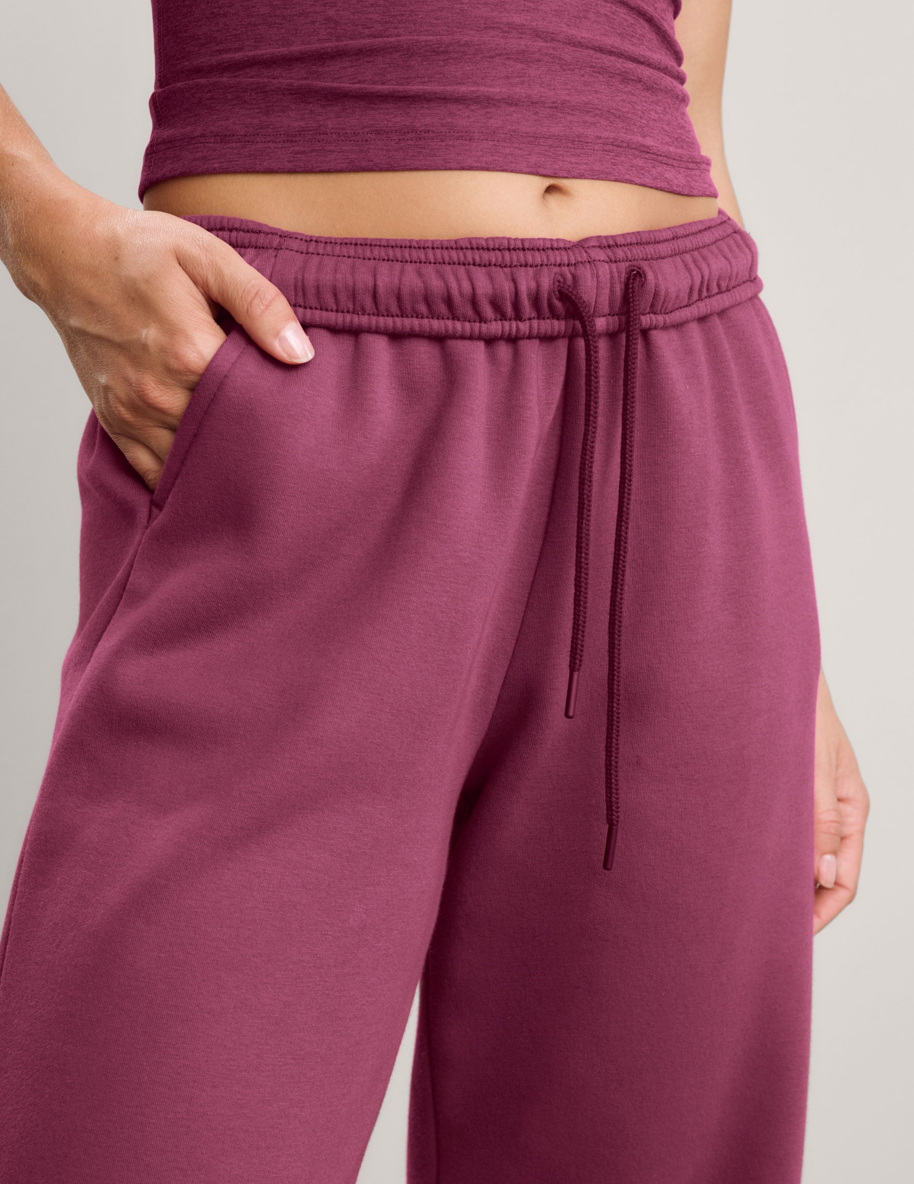 LuxeFleece 2.0™ Straight Leg Sweatpant 29" - Pomegranate
