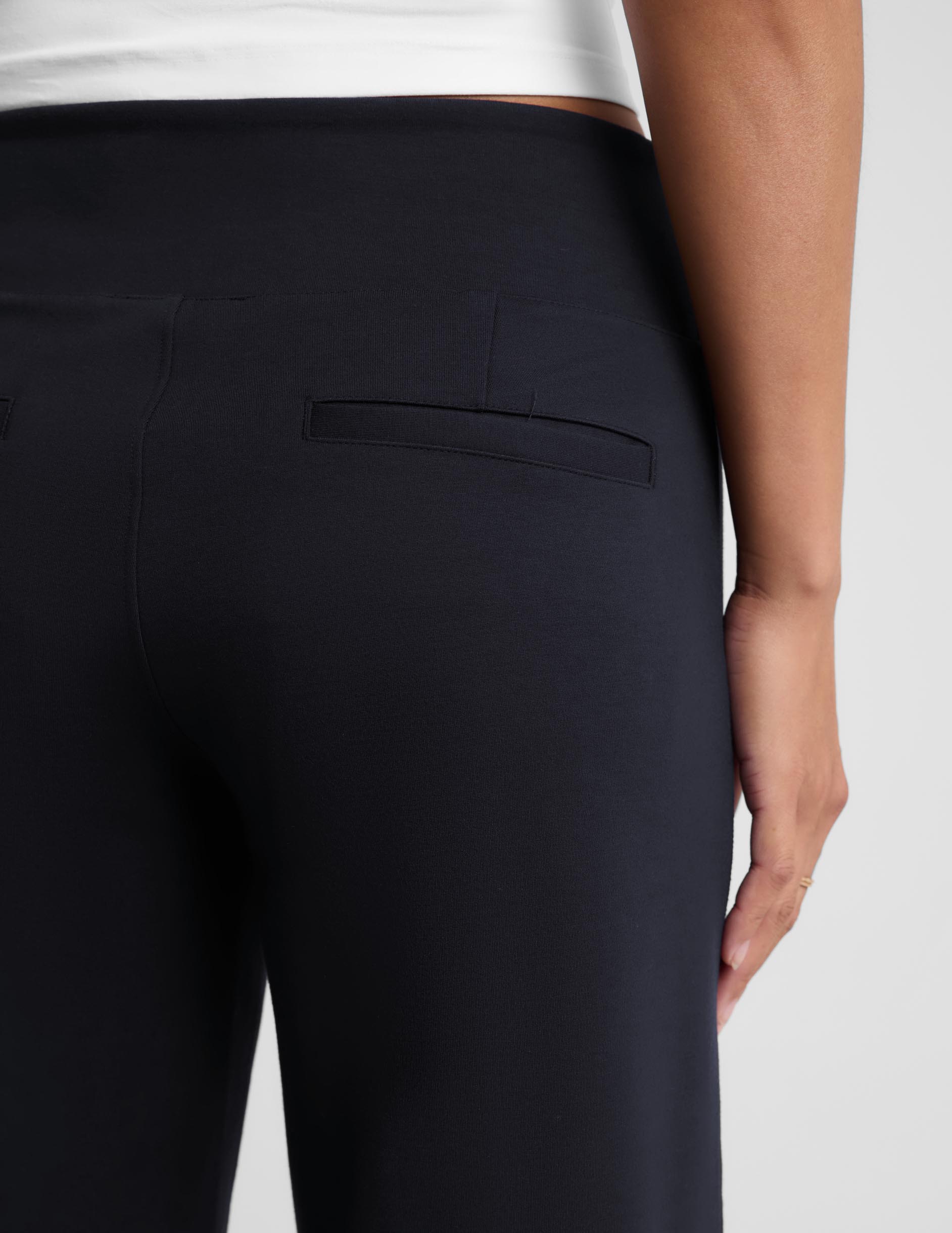 Ponte Straight Leg Pant 31" - Darkest Navy