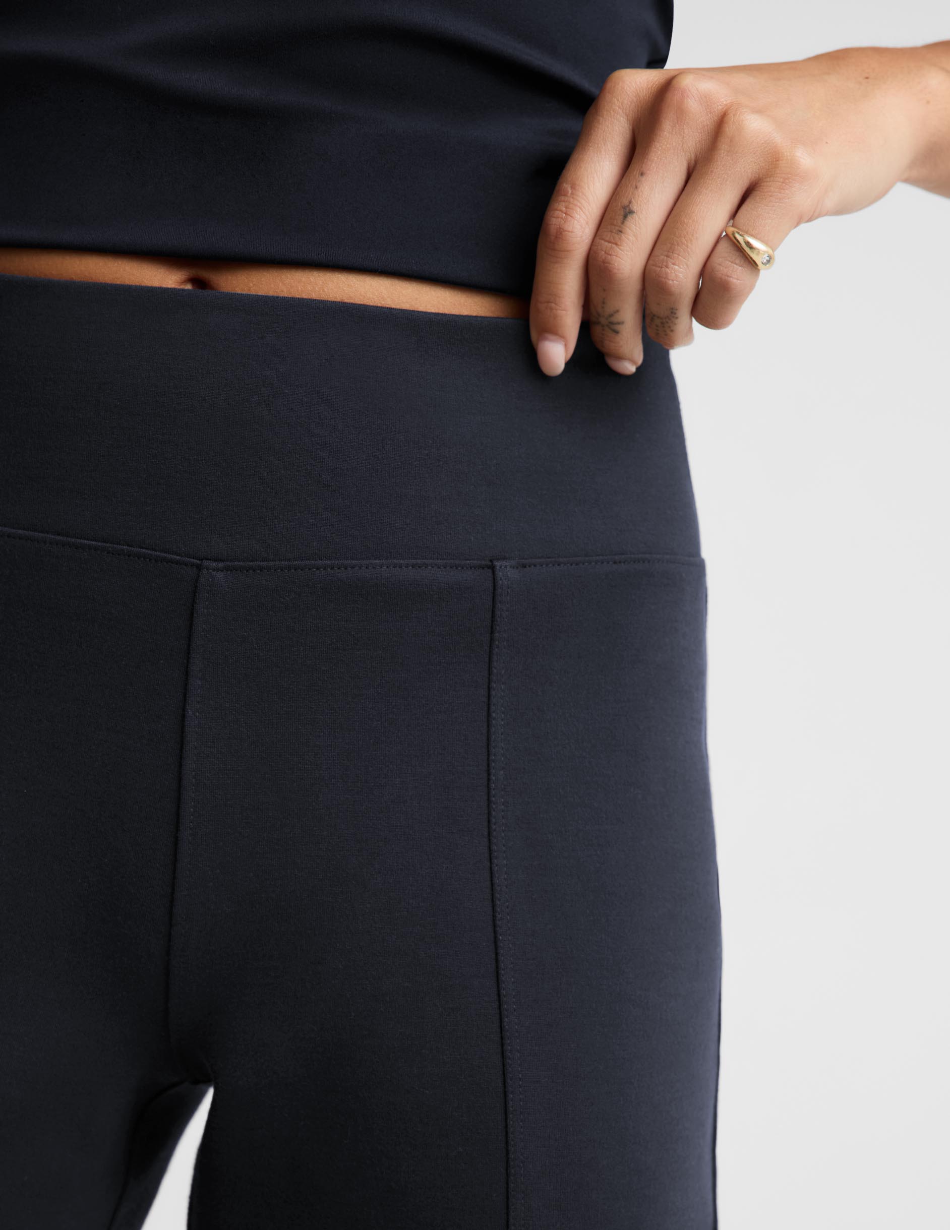 Ponte Kick Flare Pant - Darkest Navy