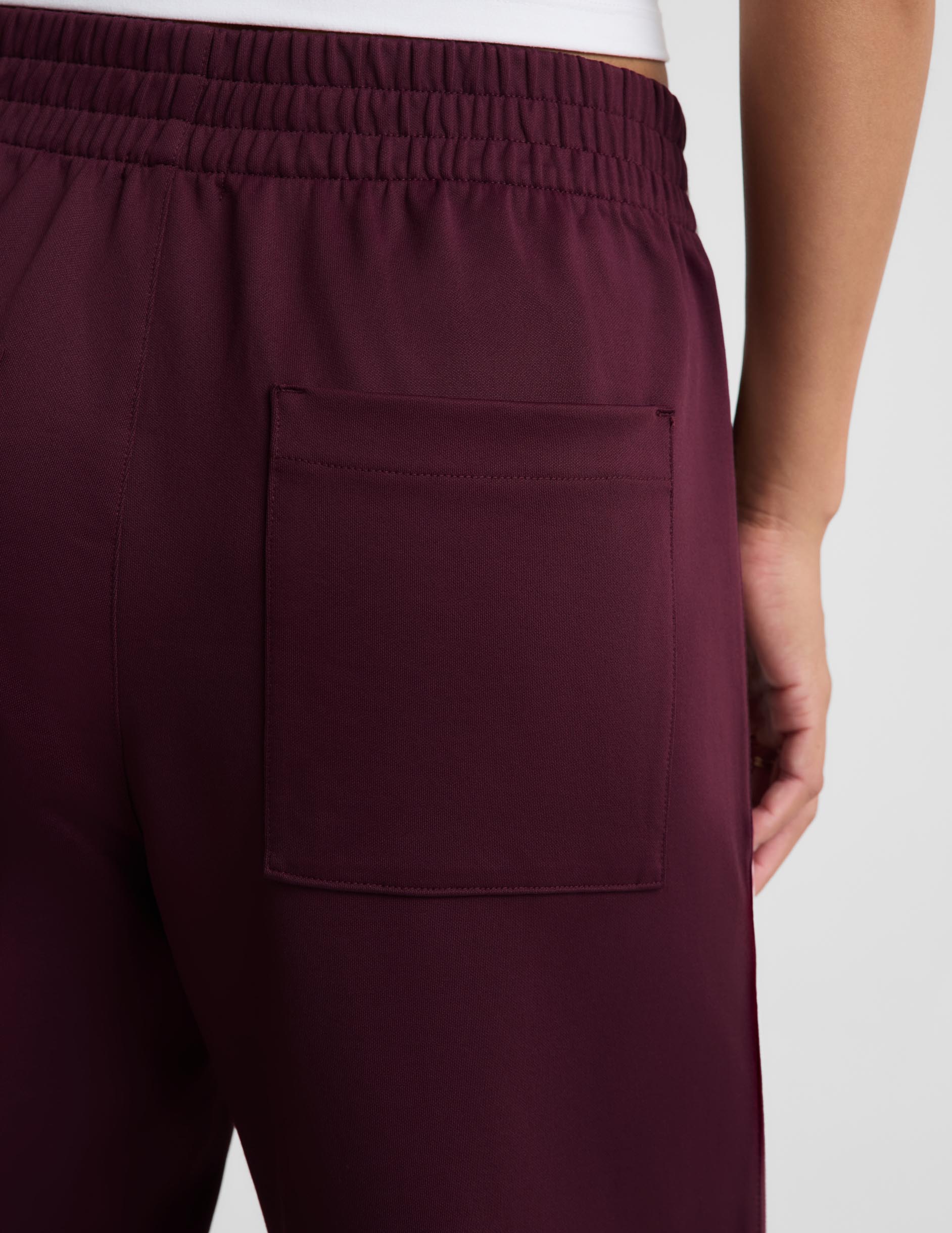That Tracks Pant 31" - Cabernet