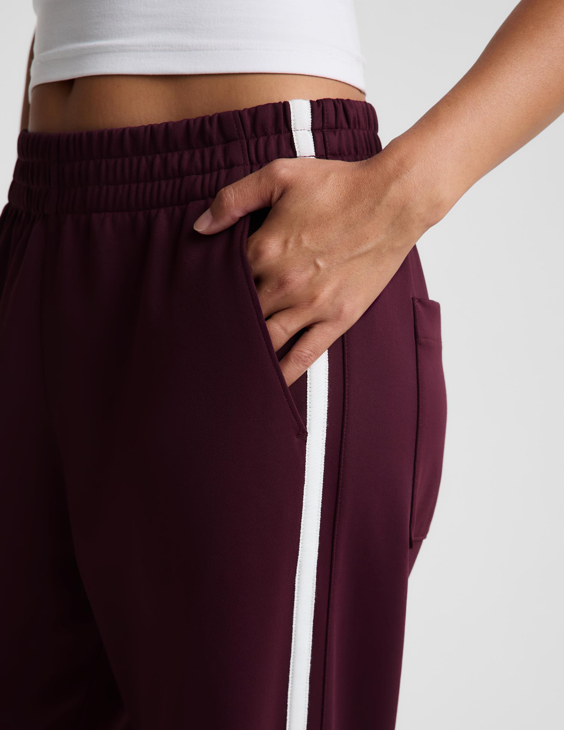 That Tracks Pant 31" - Cabernet