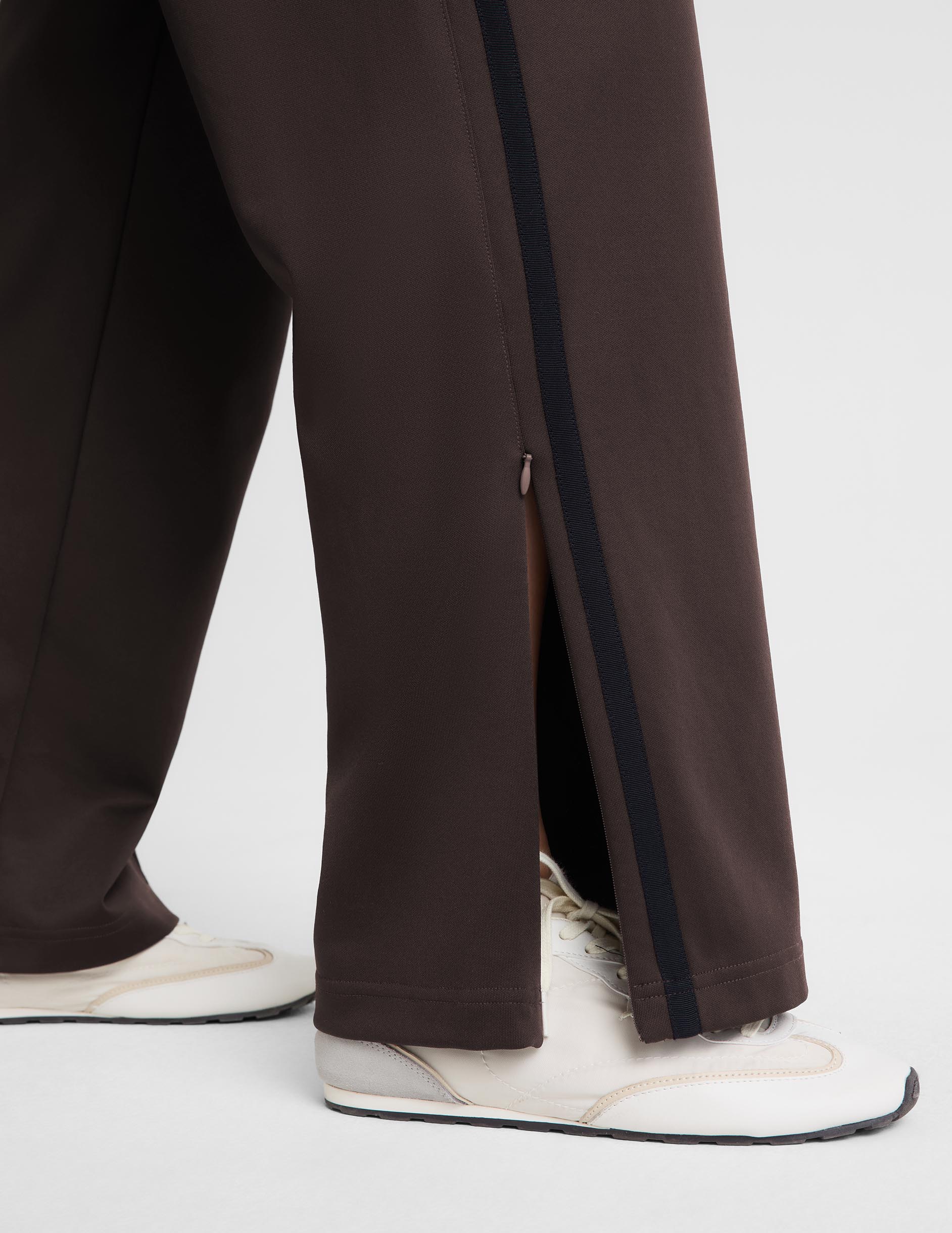 That Tracks Pant 31" - Dark Chocolate