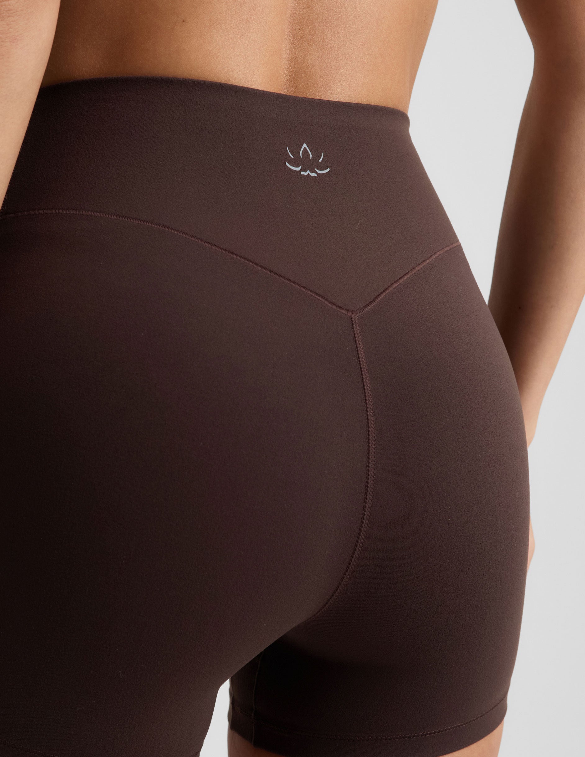 glowzone™ 4" Biker Short - Cocoa Plum