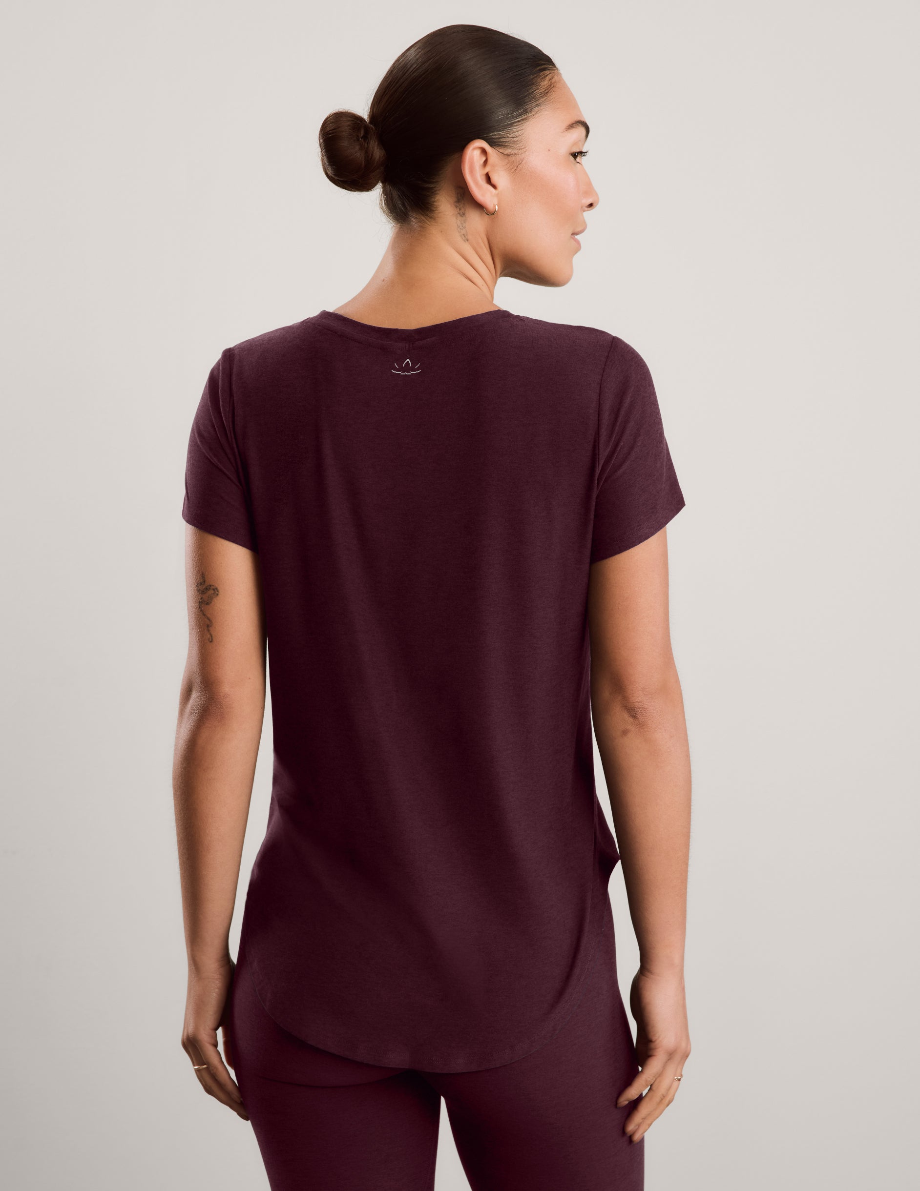 Featherweight On The Down Low Tee - Cabernet Heather