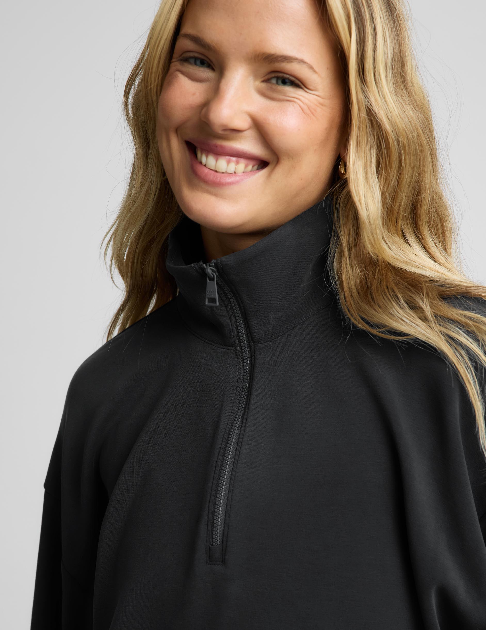 Luxe Sandwash Half Zip Pullover - Dark Charcoal