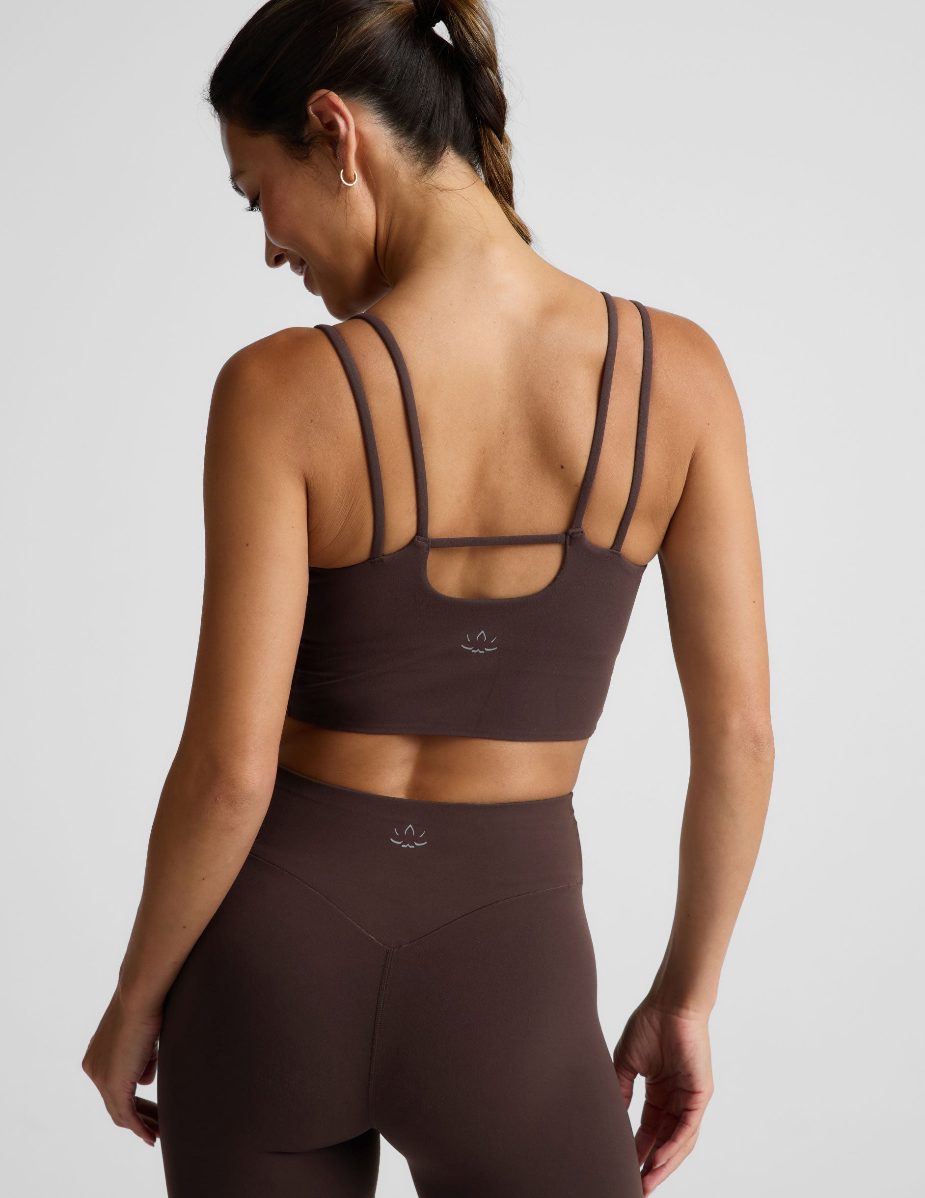 glowzone™ Strappy Cropped Tank - Cocoa Plum