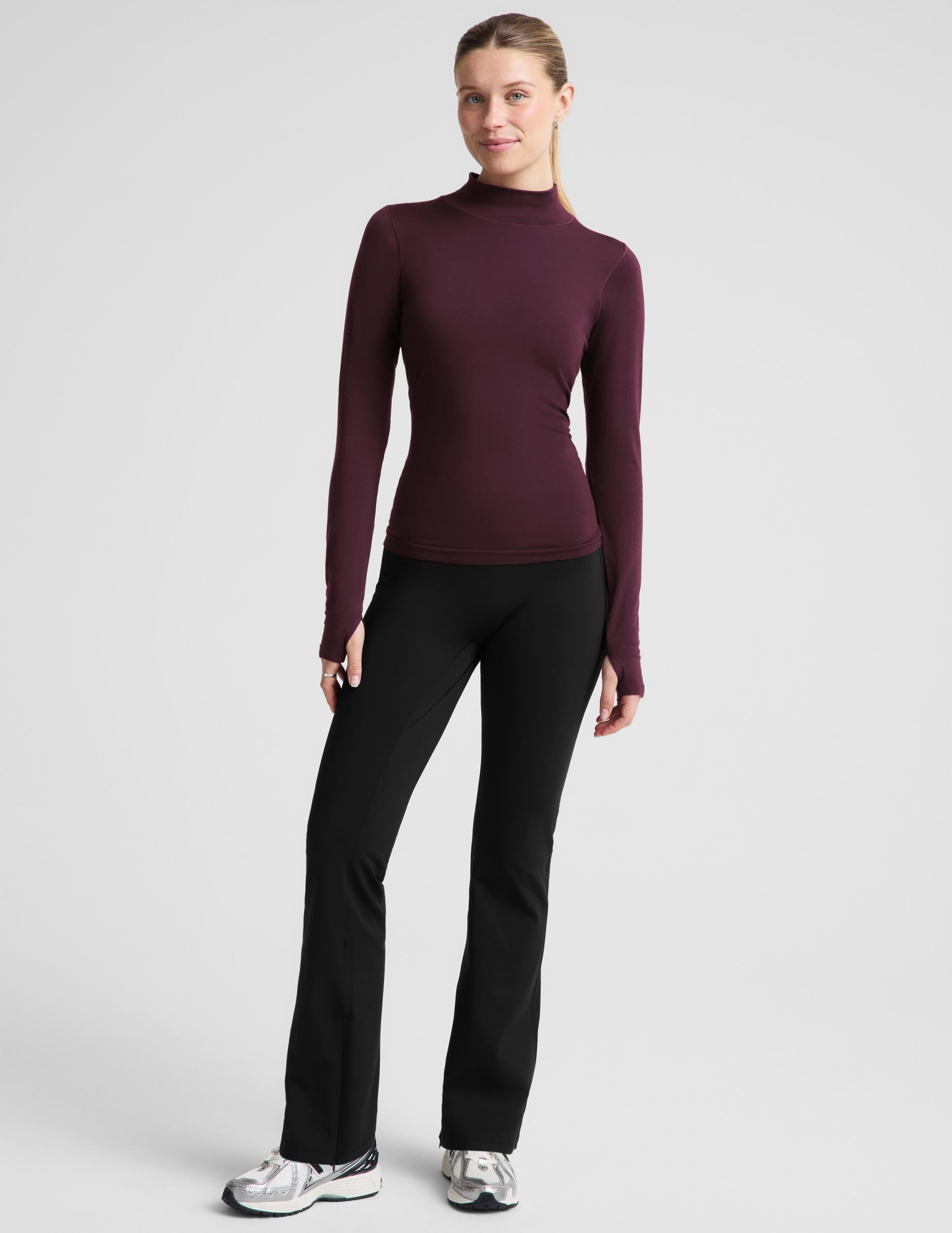 LuxeKnit Merino Wool Turtleneck - Cabernet