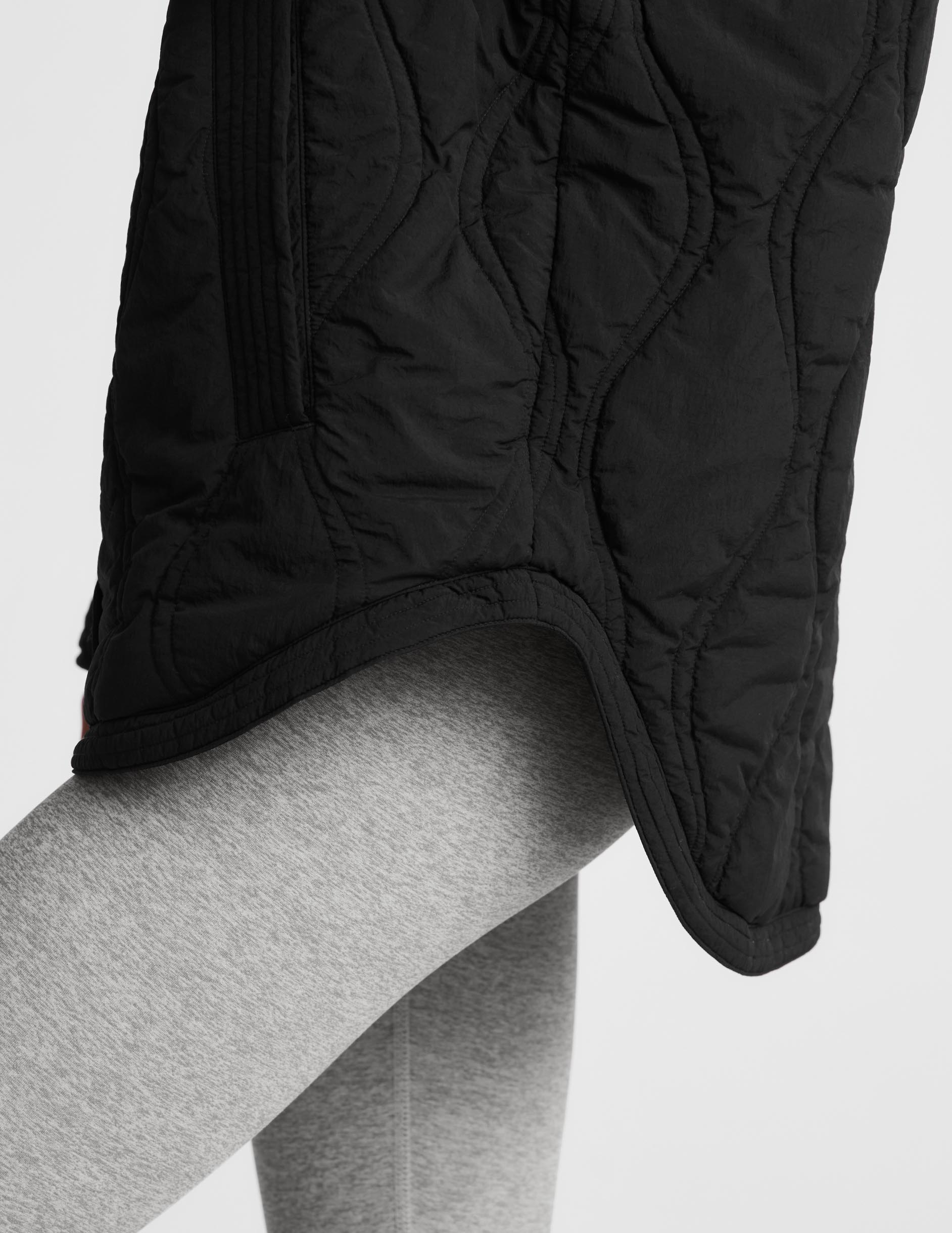 Roam Quilted Lightweight Jacket - Black