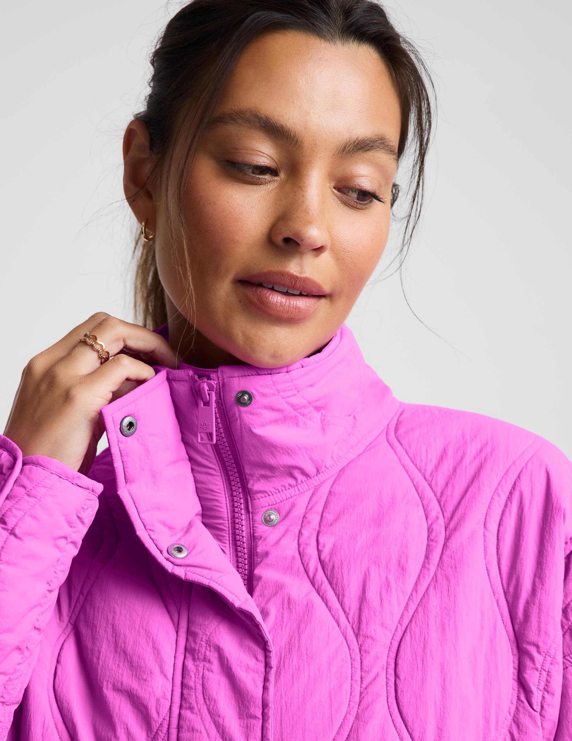 Roam Quilted Lightweight Jacket - Electric Fuchsia