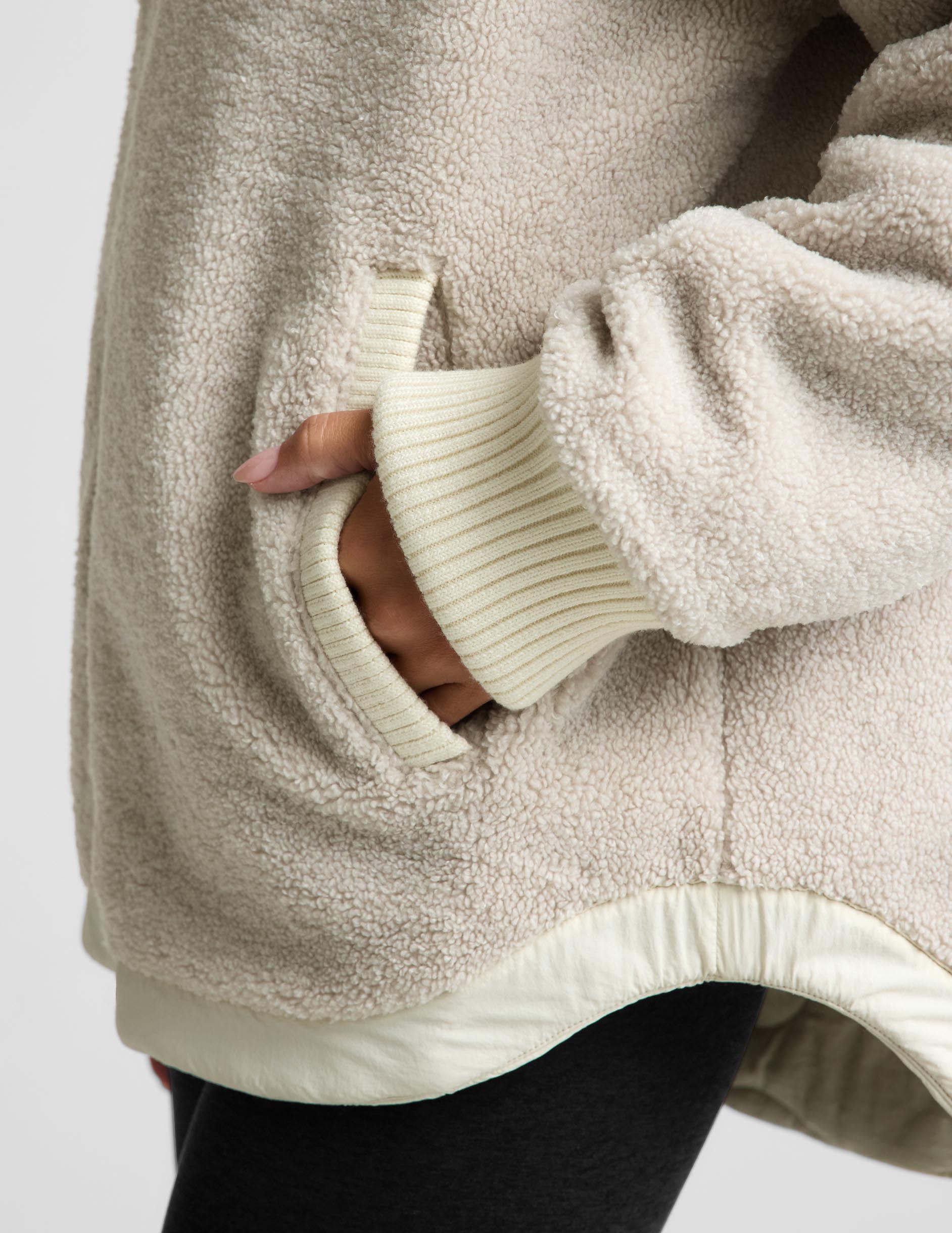 Roam Quilted Reversible Jacket - Bone/Riverbed
