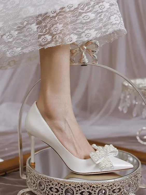 Elegant Spring New Arrival Stiletto Heels With Pointed Toes Rhinestone Pearl Bows (6-8cm) Wedding Shoes - Off White