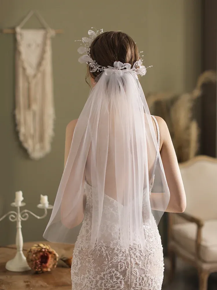 Romantic And Light Forest-style Beaded Floral Wreath For Brides Bridal Hair Comb Style Veil