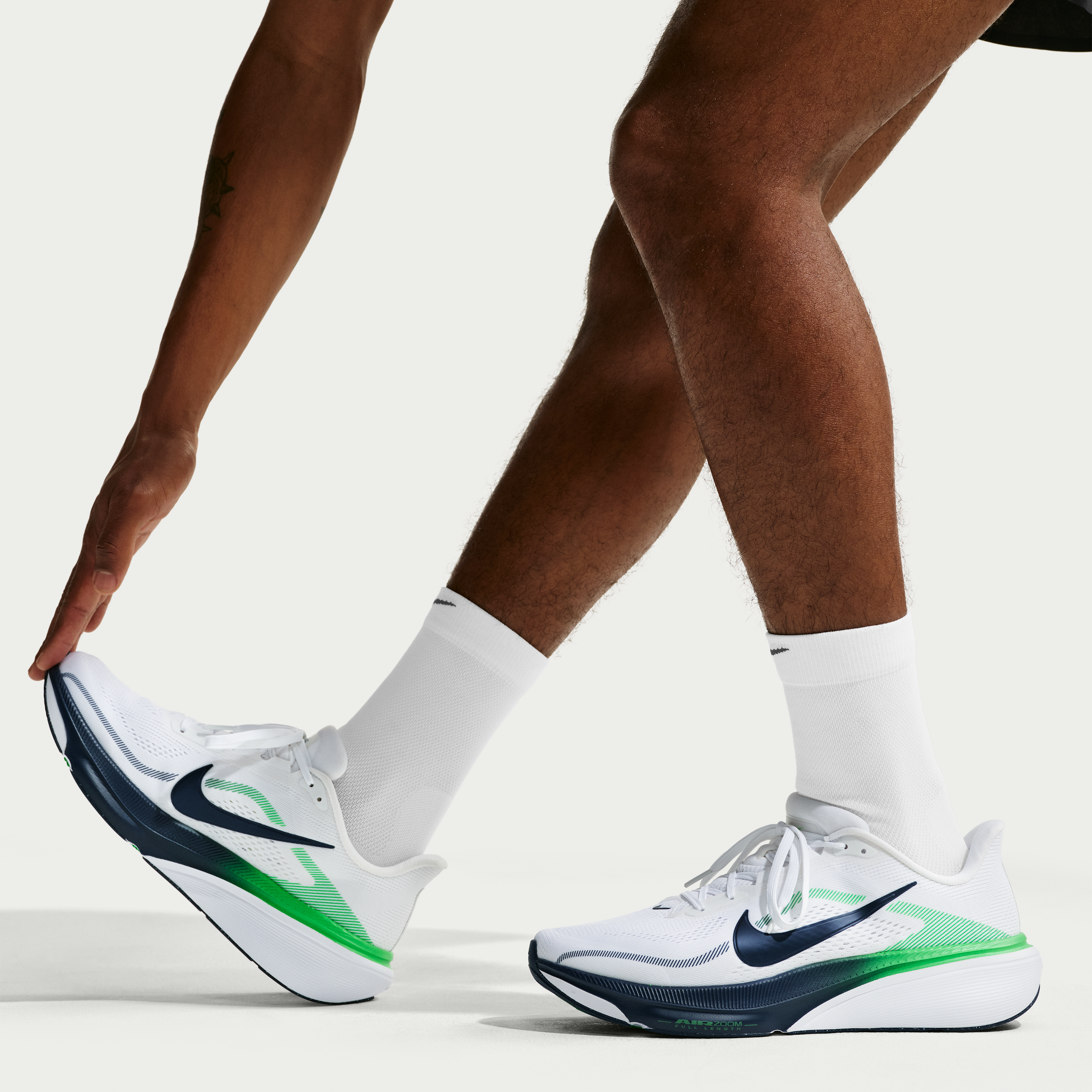 Nike Pegasus 42 Men's Road Running Shoes — White/Green Spark/Midnight Navy — Regular