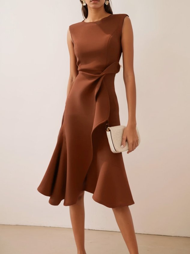 Apricot White Sleeveless Midi Elegant A-line Dress with Waist Twist for Day-to-Night