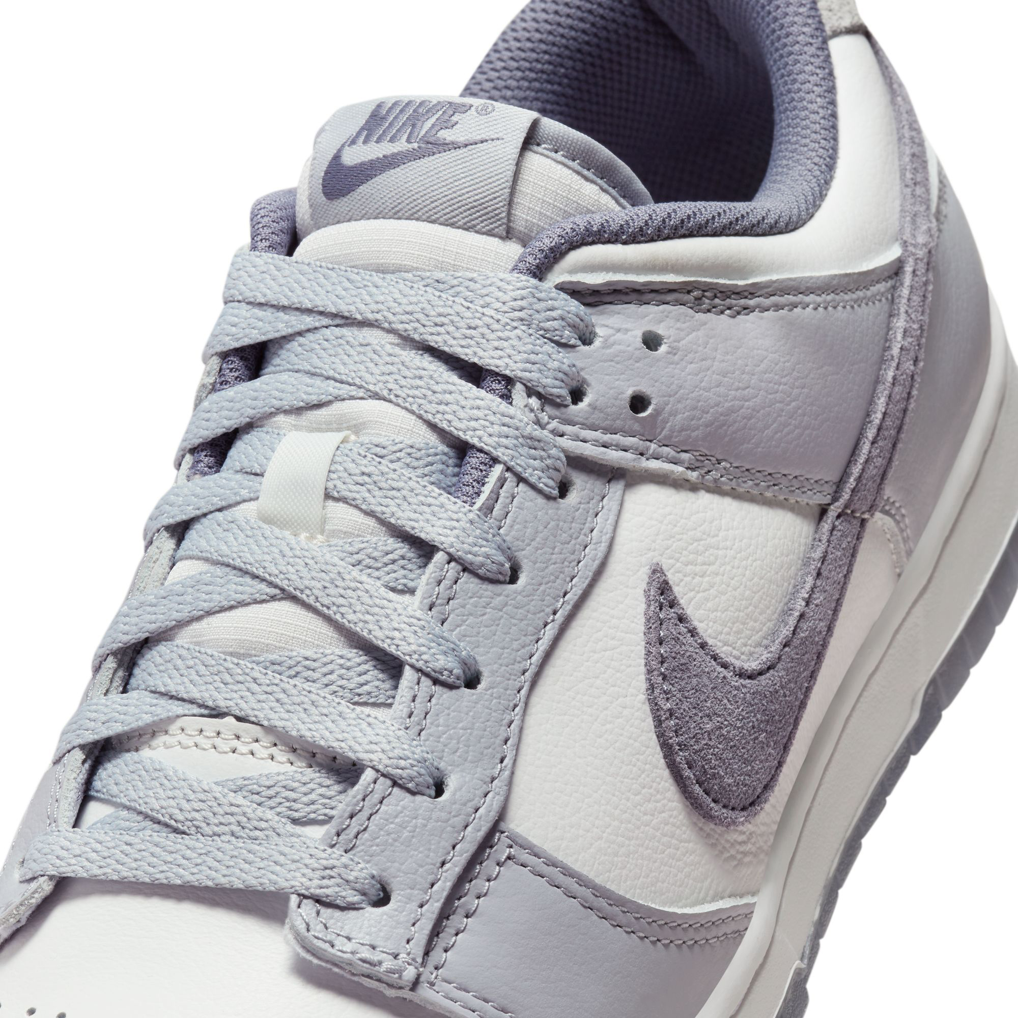 Nike Dunk Low - White/Light Carbon-Platinum Tint