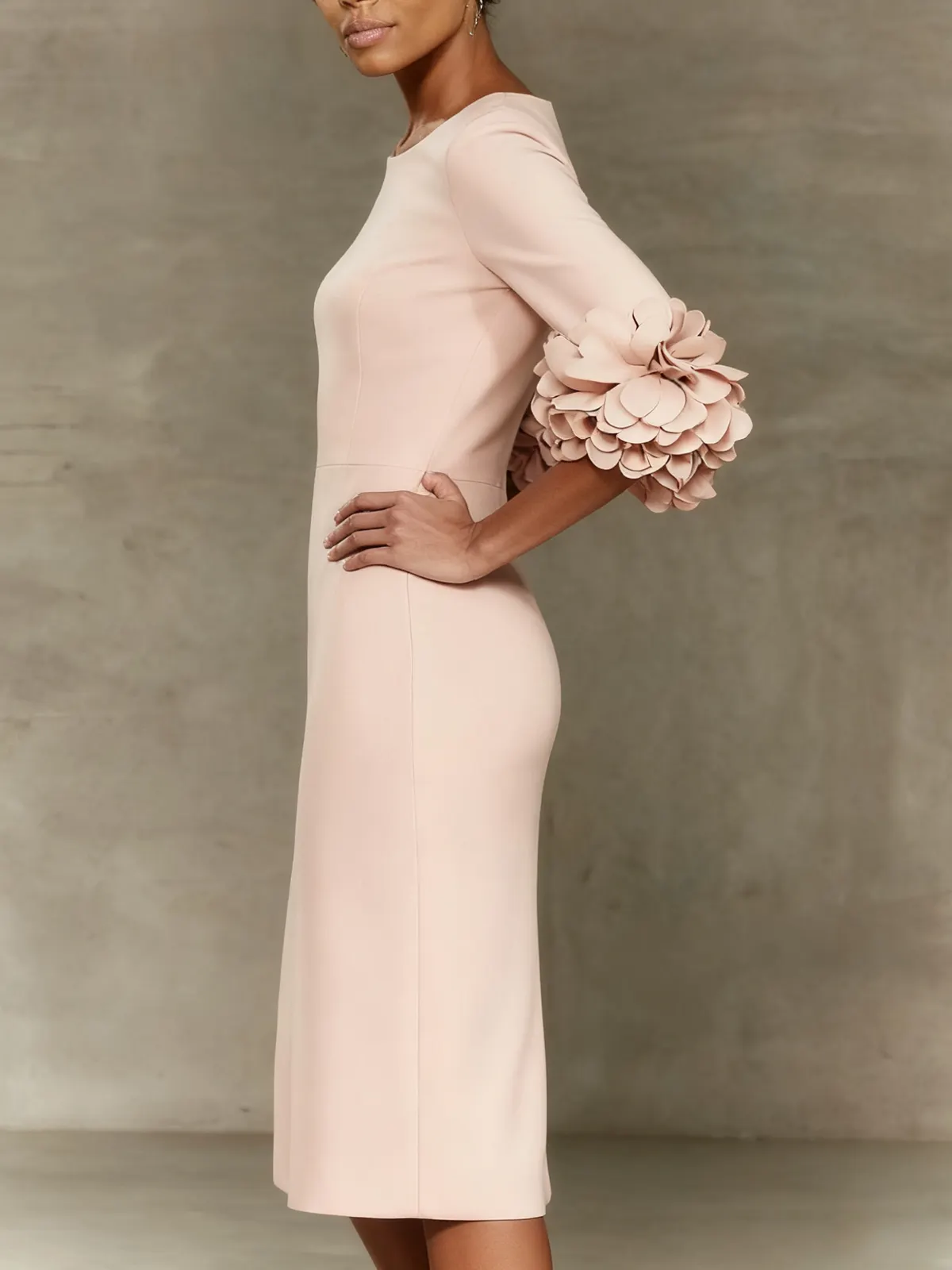 Light Pink 3D Floral Classic Crew Neck Half Sleeve Sheath Midi Dress