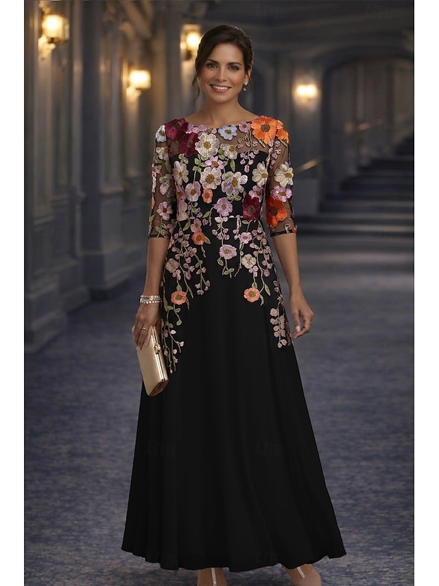 A-Line Floor Length Lace Dress Mother of the Bride Dress Long Sleeve Crew Neck Illusion Neck Elegant Vintage Formal Wedding Guest Wedding Party Chiffon Lace with Floral Print 3D Flowers Embroidery - Black / Gold