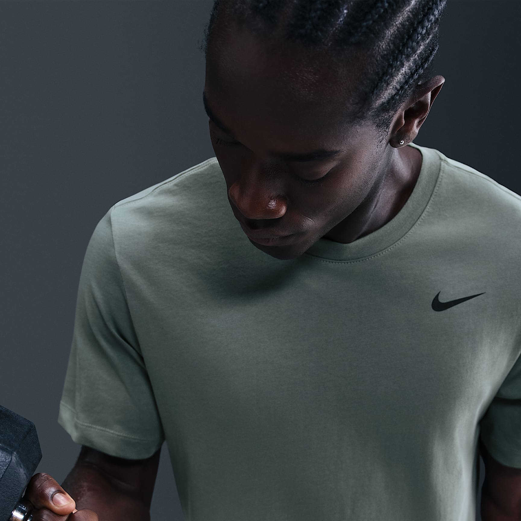 Nike Dri-FIT Men's Fitness T-Shirt – Clay Green/Black